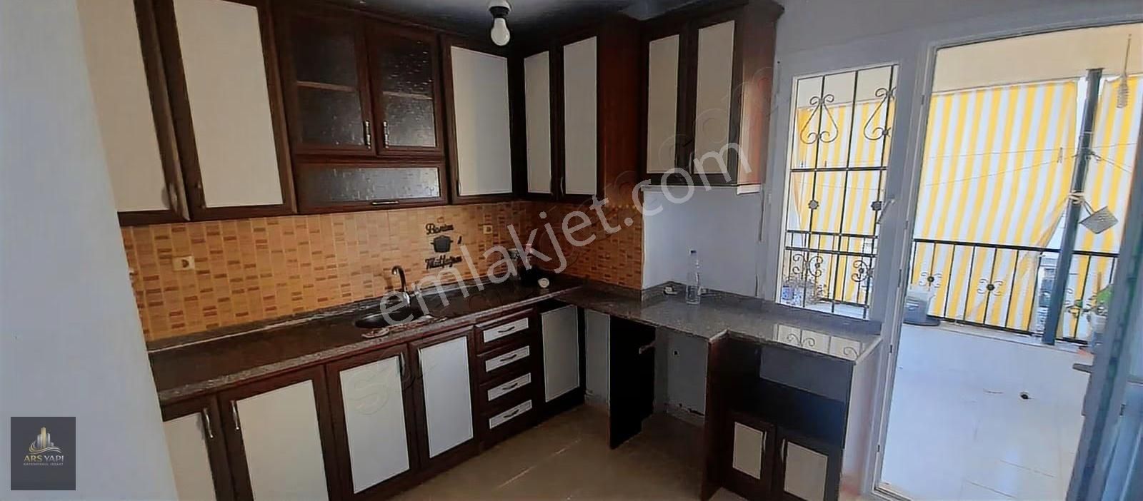 *fuatmorel'de Teras Gibi Balkonlu 3+1 Temiz 120 M2 Kiralık Daire - Görsel 4
