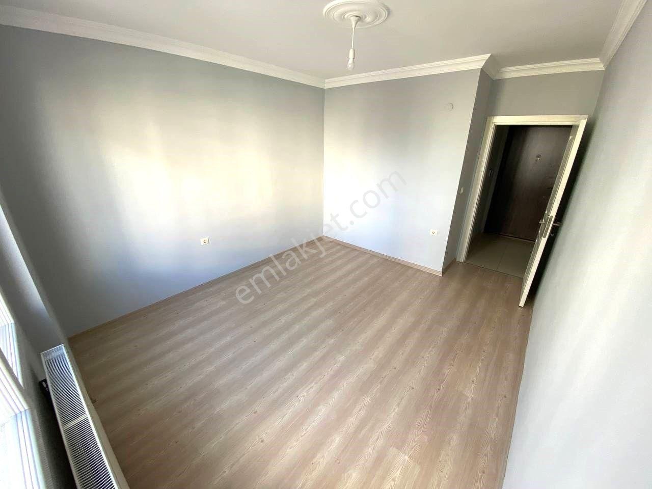 🏡🌳 Aktiften Merkezin Kalbinde Hemen Taşınmaya Hazır 130m2 Kapalı Balkonlu Satılık 3+1 Daire - Görsel 5