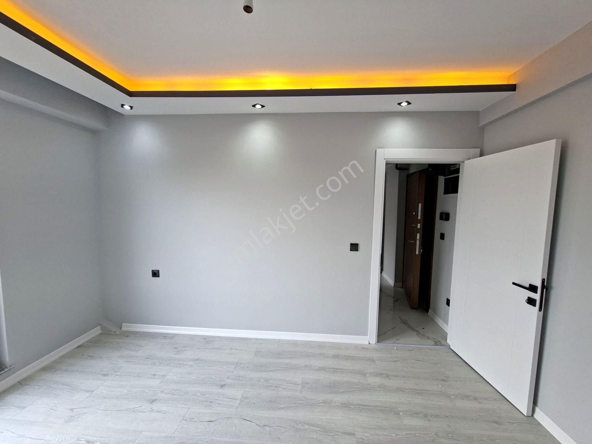 Recep Ümit Emlak'tan Şarhöyük Mahallesi Büyük Park Yakınında (sıfır) Kiralık 2+0 Ferah Daire - Görsel 4