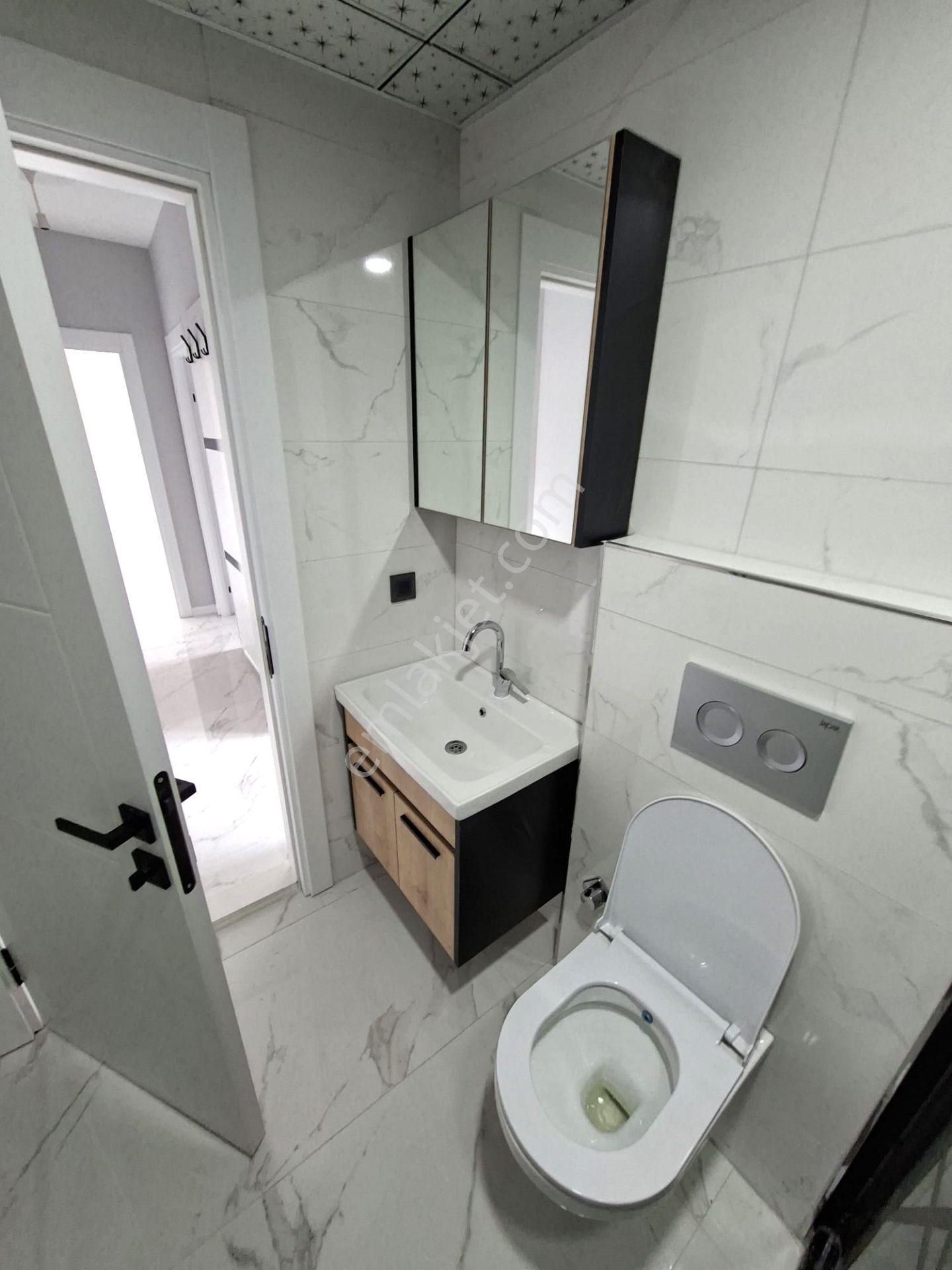 Recep Ümit Emlak'tan Şarhöyük Mahallesi Büyük Park Yakınında (sıfır) Kiralık 2+0 Ferah Daire - Görsel 23