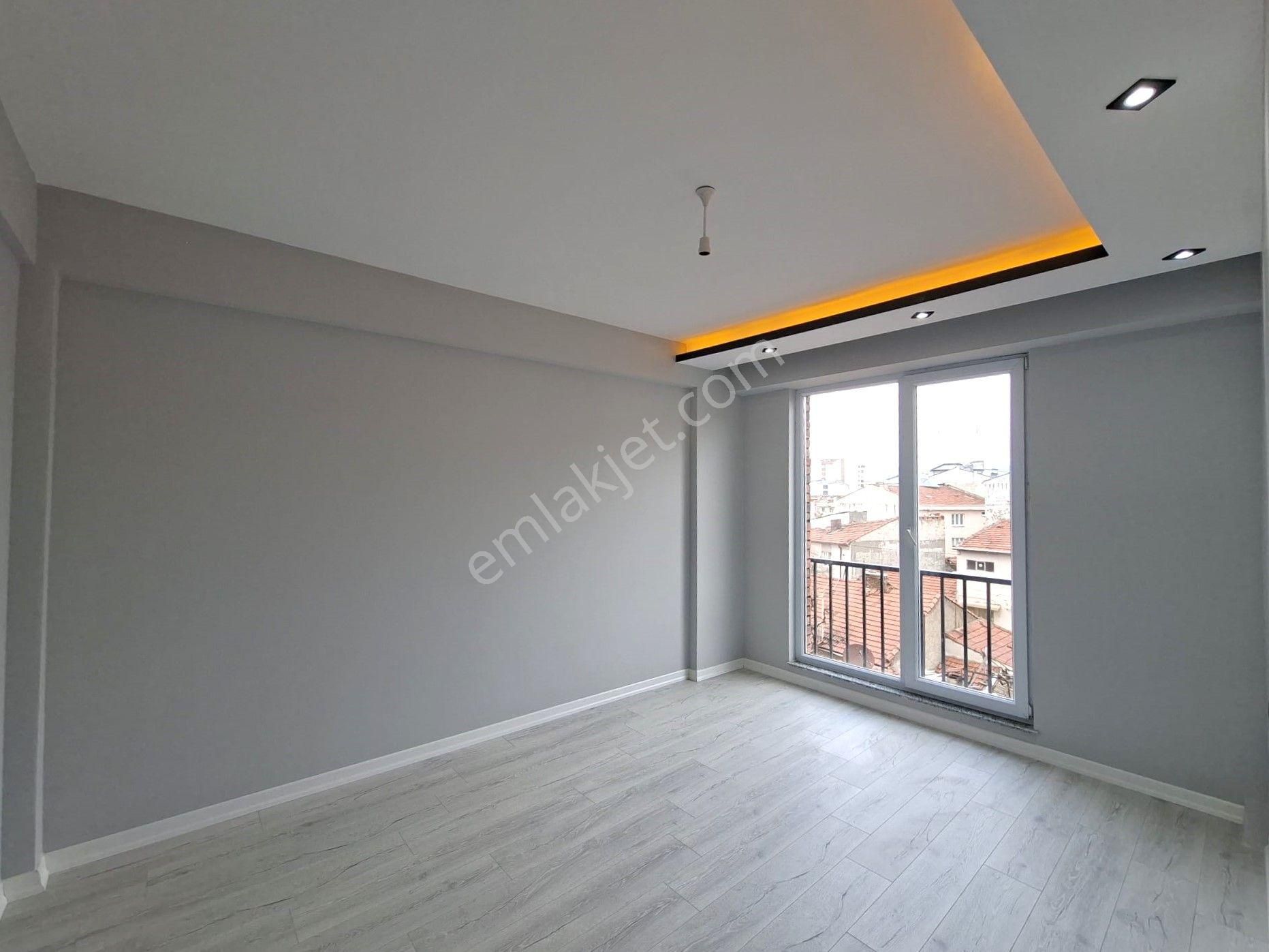 Recep Ümit Emlak'tan Şarhöyük Mahallesi Büyük Park Yakınında (sıfır) Kiralık 2+0 Ferah Daire - Görsel 3