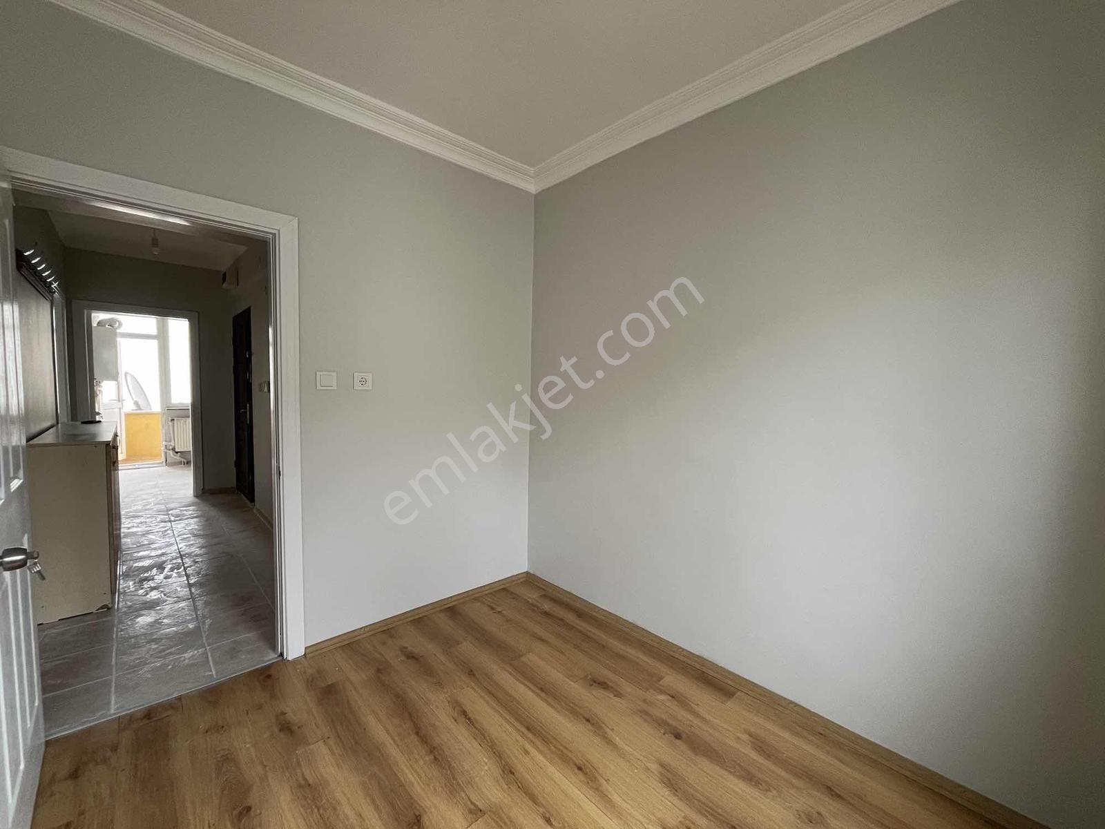 Eker'den Hat Boyunda Çarşıya Çok Yakın 3+1 Kiralık Daire - Görsel 20