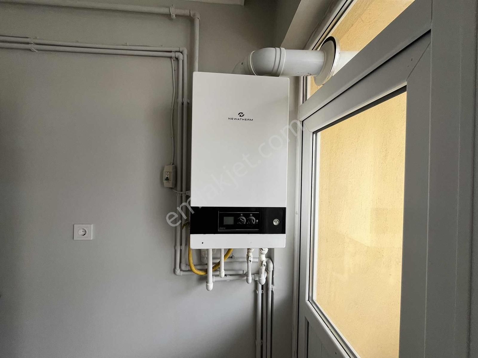 Eker'den Hat Boyunda Çarşıya Çok Yakın 3+1 Kiralık Daire - Görsel 14