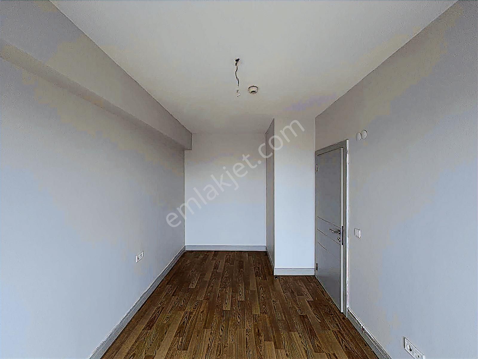 Suryapı Corridor Da Kiralık 1+1 69m2 Köşe Daire Güneşli - Görsel 15