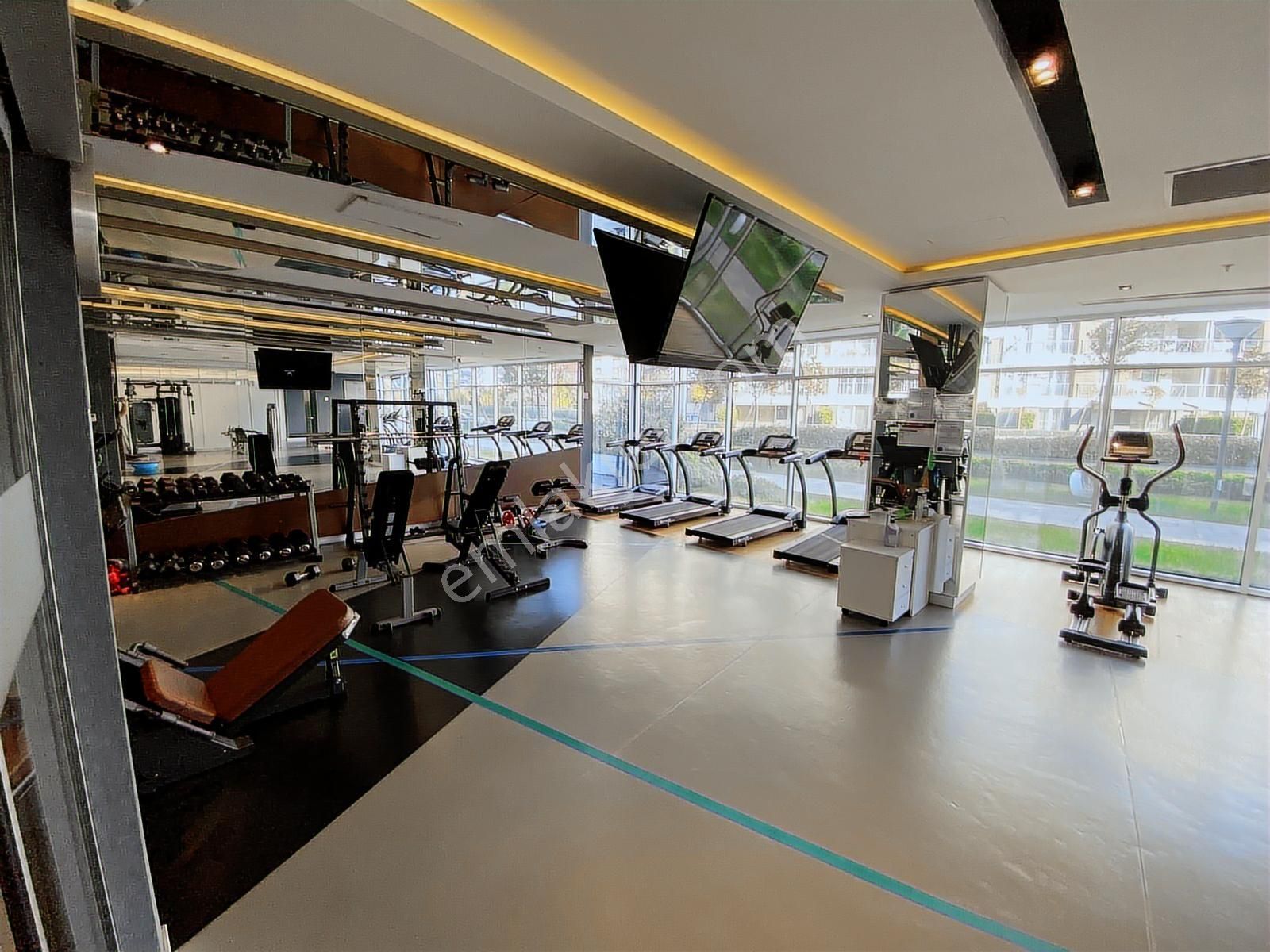 Suryapı Corridor Da Kiralık 1+1 69m2 Köşe Daire Güneşli - Görsel 4