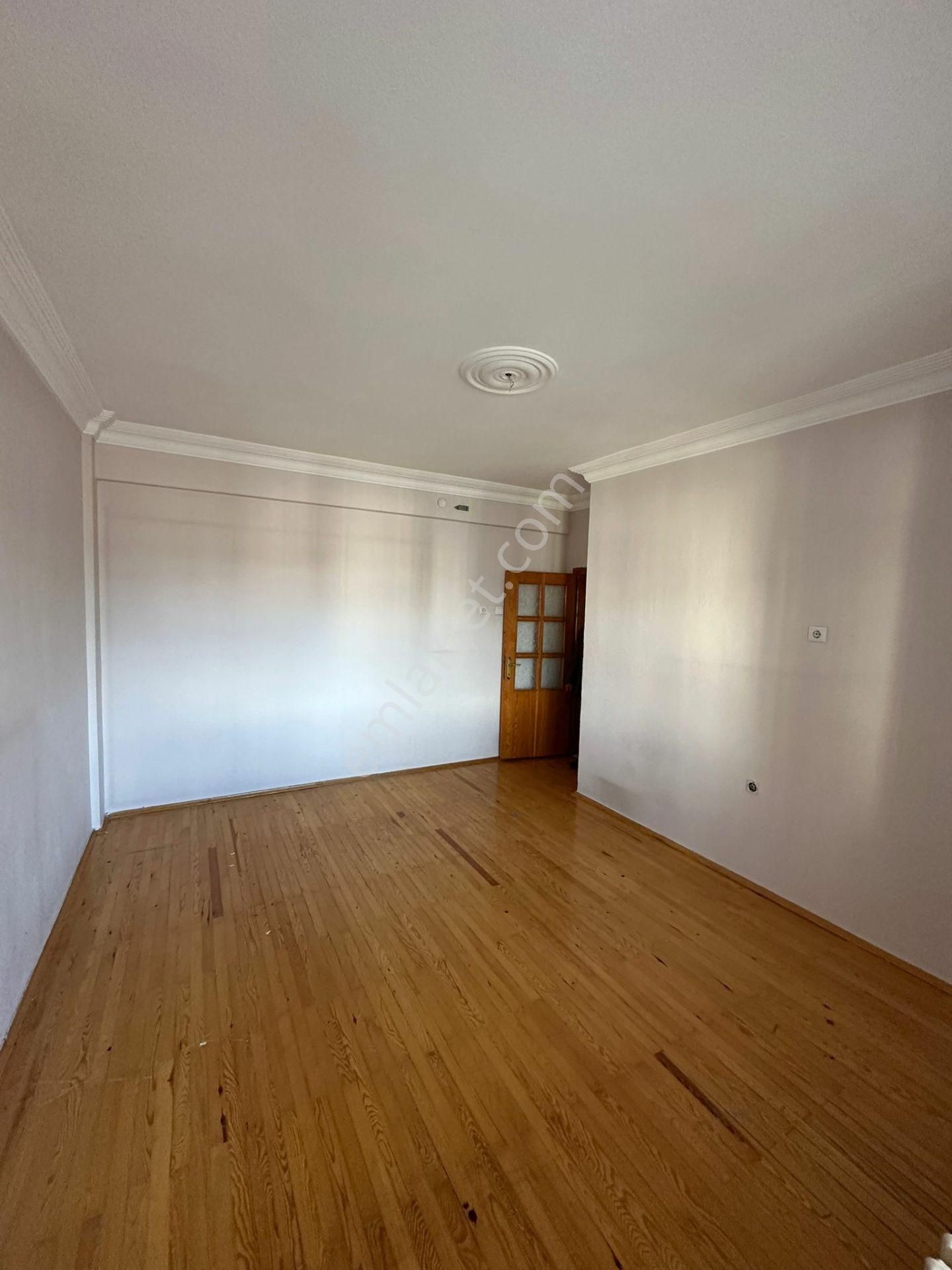 Esenler Mah. Dedeman Otel Yanı Geniş 3+1 Makul Fiyatlı Satılık Daire - Görsel 18