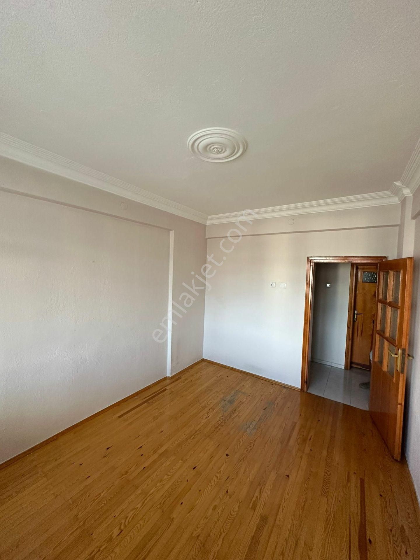 Esenler Mah. Dedeman Otel Yanı Geniş 3+1 Makul Fiyatlı Satılık Daire - Görsel 7