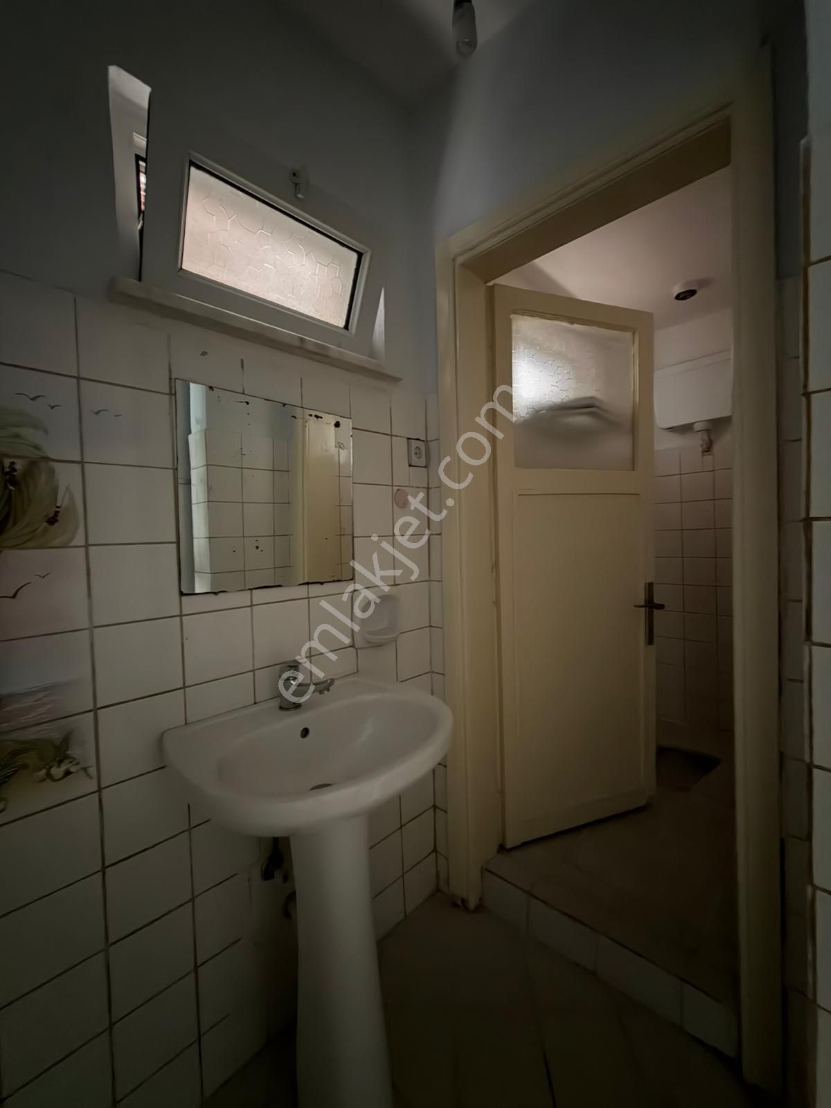 Cevatpaşa’da Merkezî Konumda 3+1 Kiralık Daire - Görsel 13