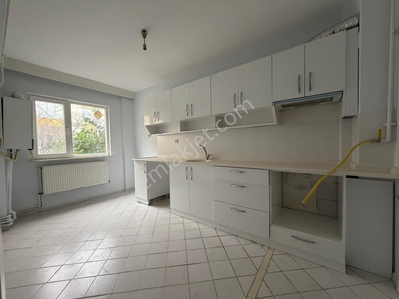 Cevatpaşa’da Merkezî Konumda 3+1 Kiralık Daire - Görsel 8