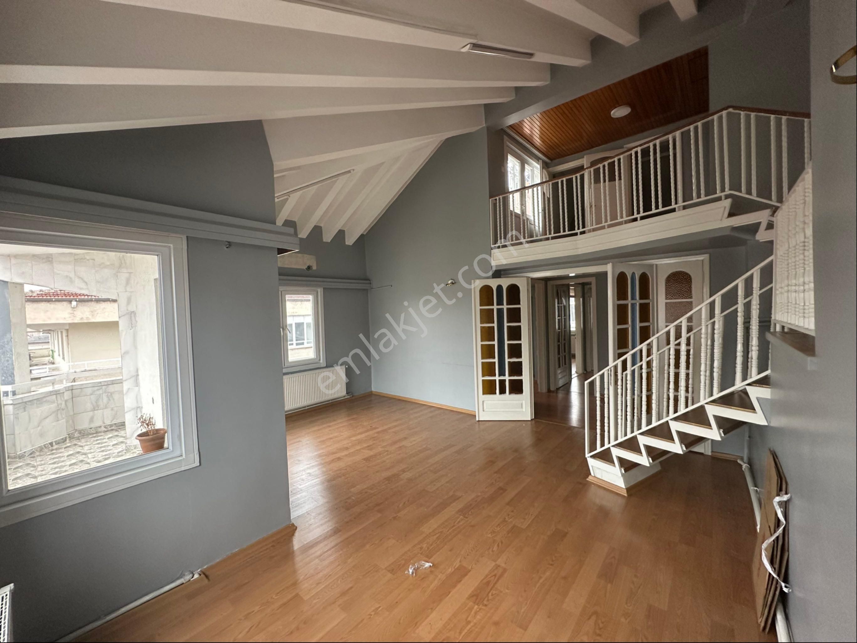 Kolejtepe 3+1 Terasslı Dubleks Daire