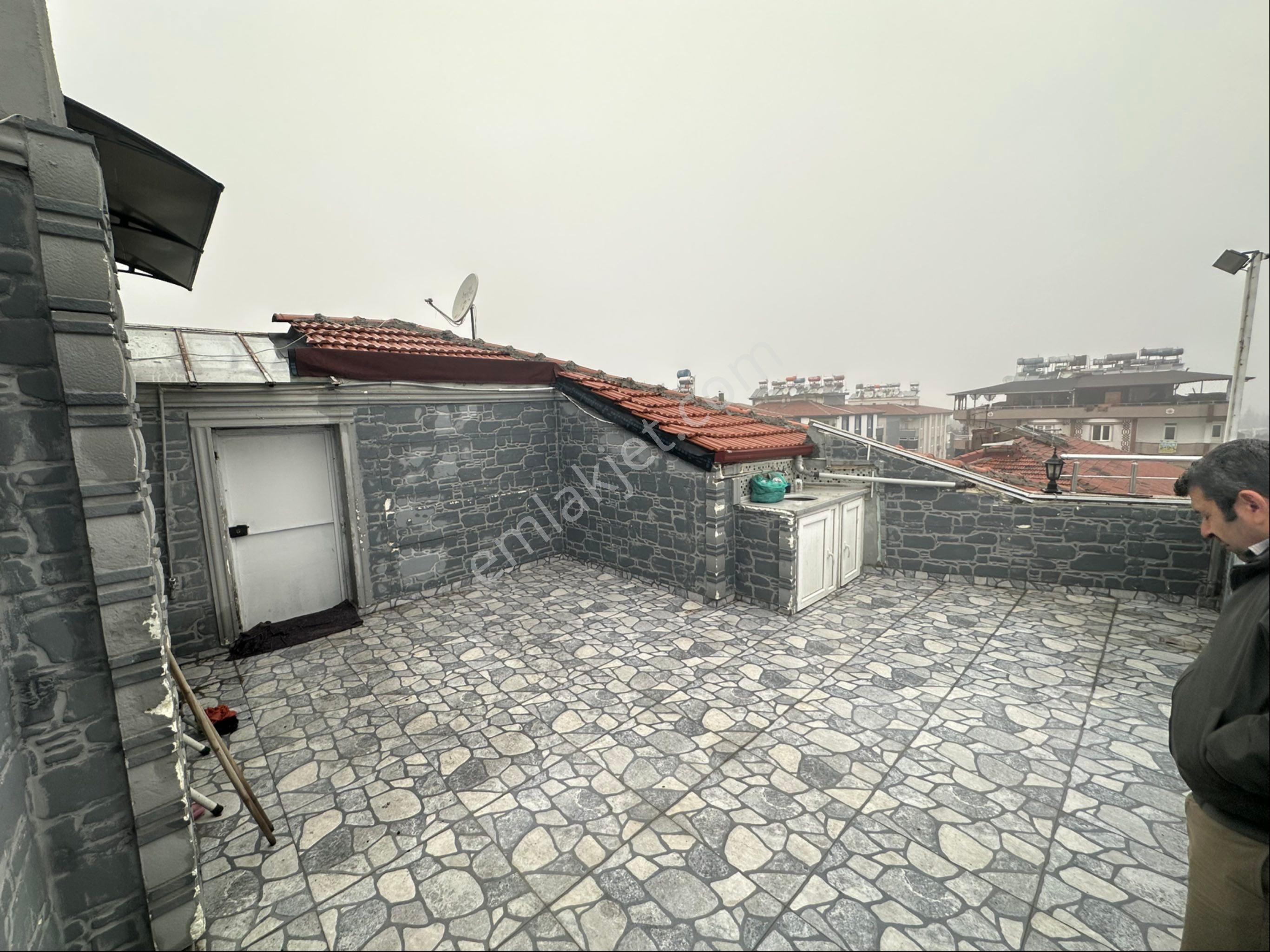 Kolejtepe 3+1 Terasslı Dubleks Daire - Görsel 3