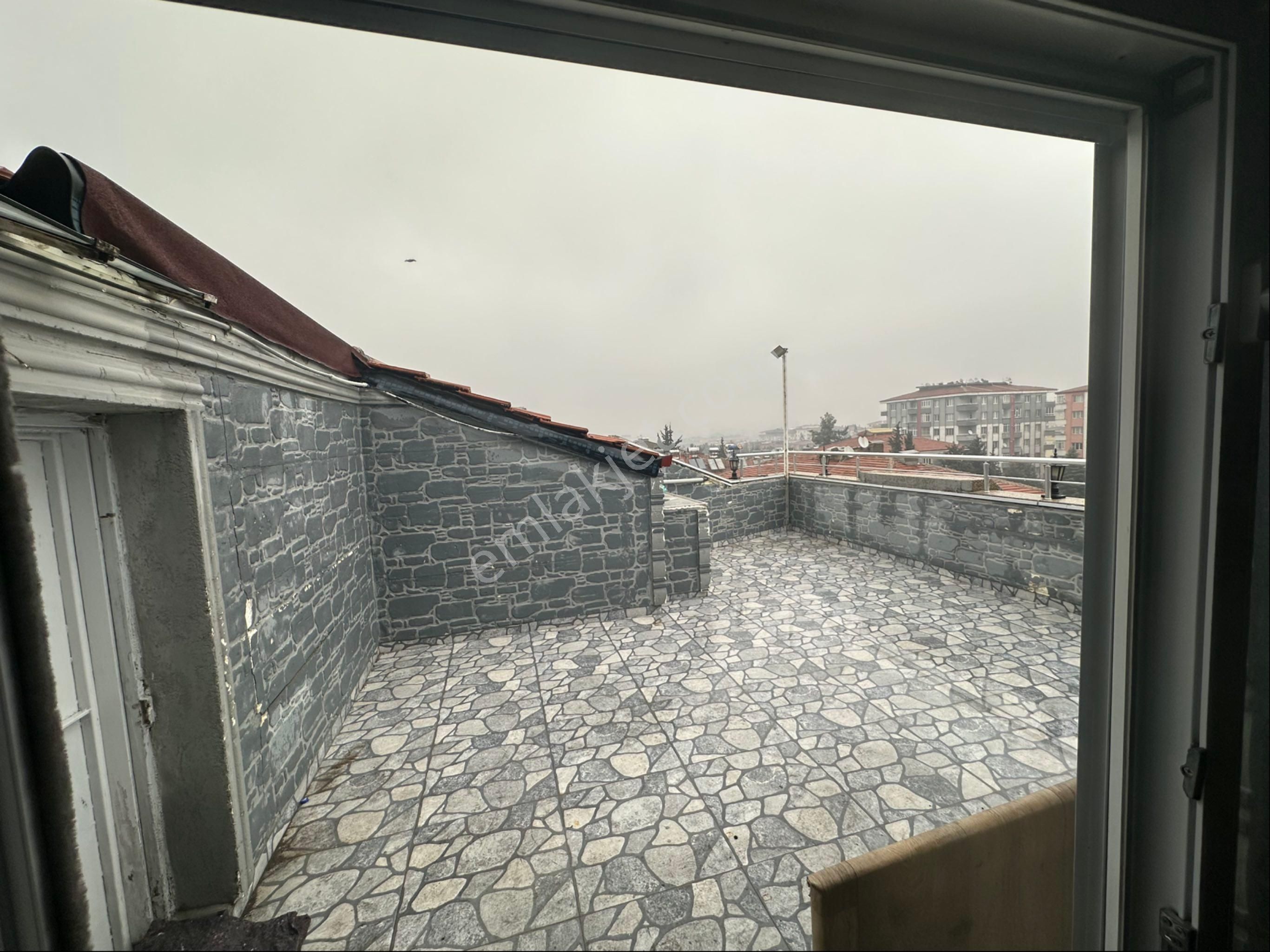 Kolejtepe 3+1 Terasslı Dubleks Daire - Görsel 21