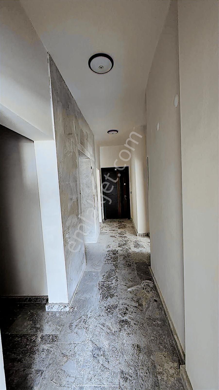 Metrekare Emlak'tan Ünirvesite Yanı Yatırımlık 1+1 Son 1 Adet!! - Görsel 19