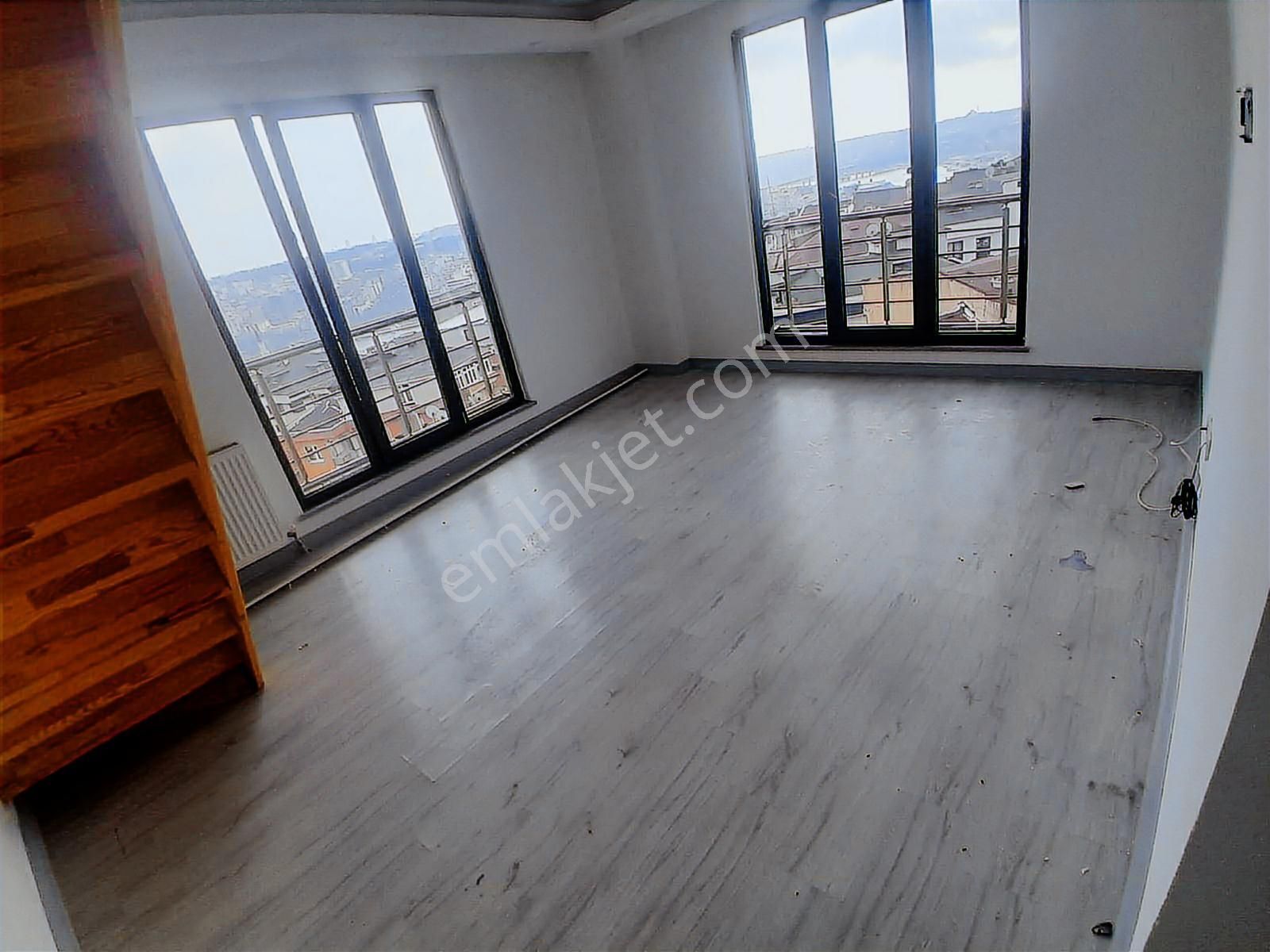 Silahtarağa 3+1 Kiralık Dubleks Daire - Görsel 15