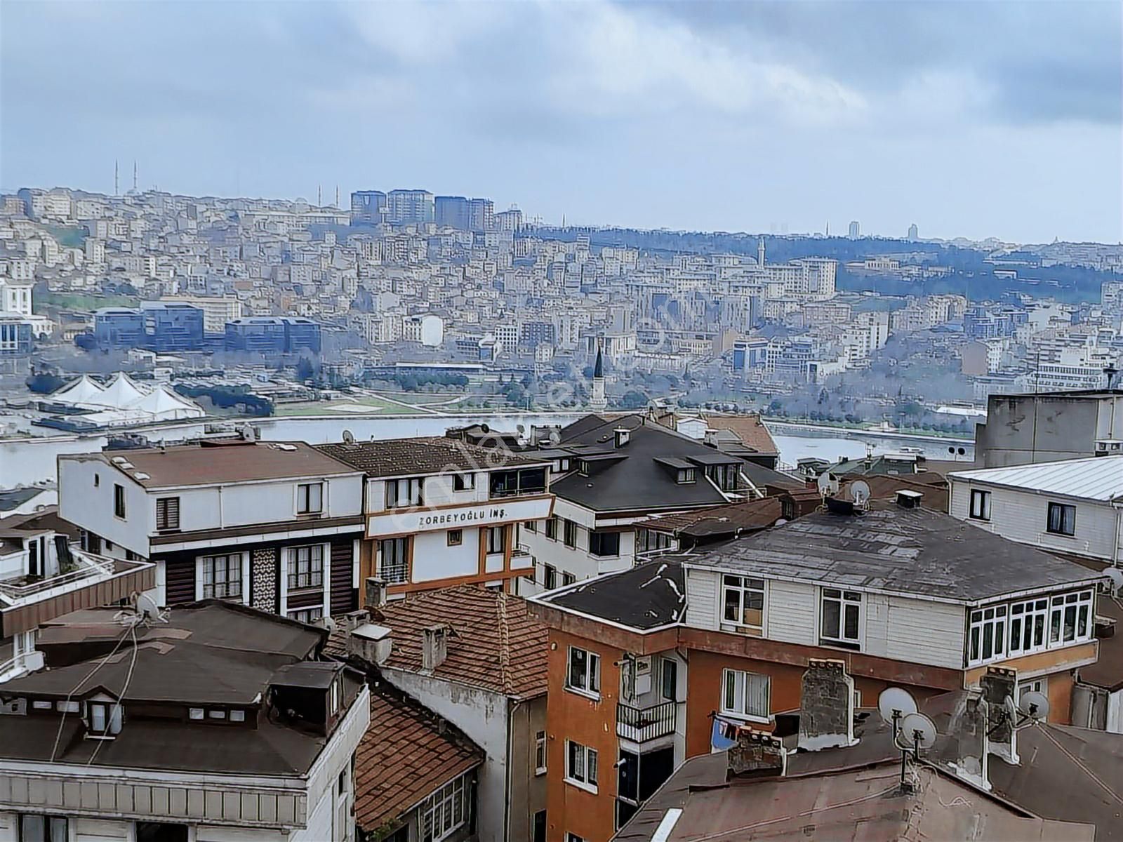 Silahtarağa 3+1 Kiralık Dubleks Daire - Görsel 20