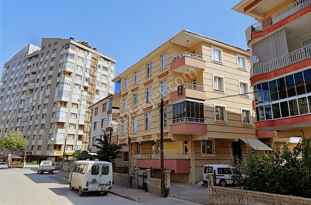 İl Jandarma Fetih Caddesi Civarı İçi Yapılı Satılık 3+1 Daire - Görsel 9