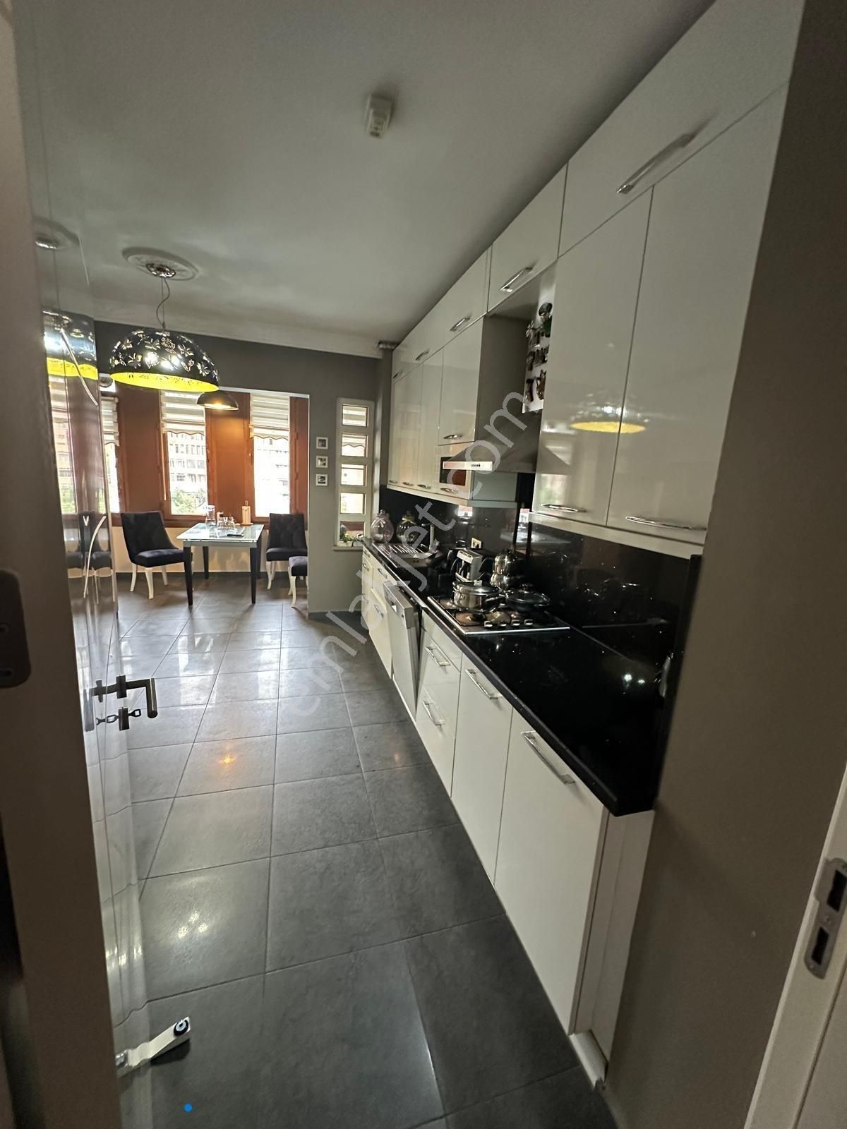 Capital'den Bosphorus City'de 4+1 En Büyük Suya Sıfır Yalı Daire - Görsel 3