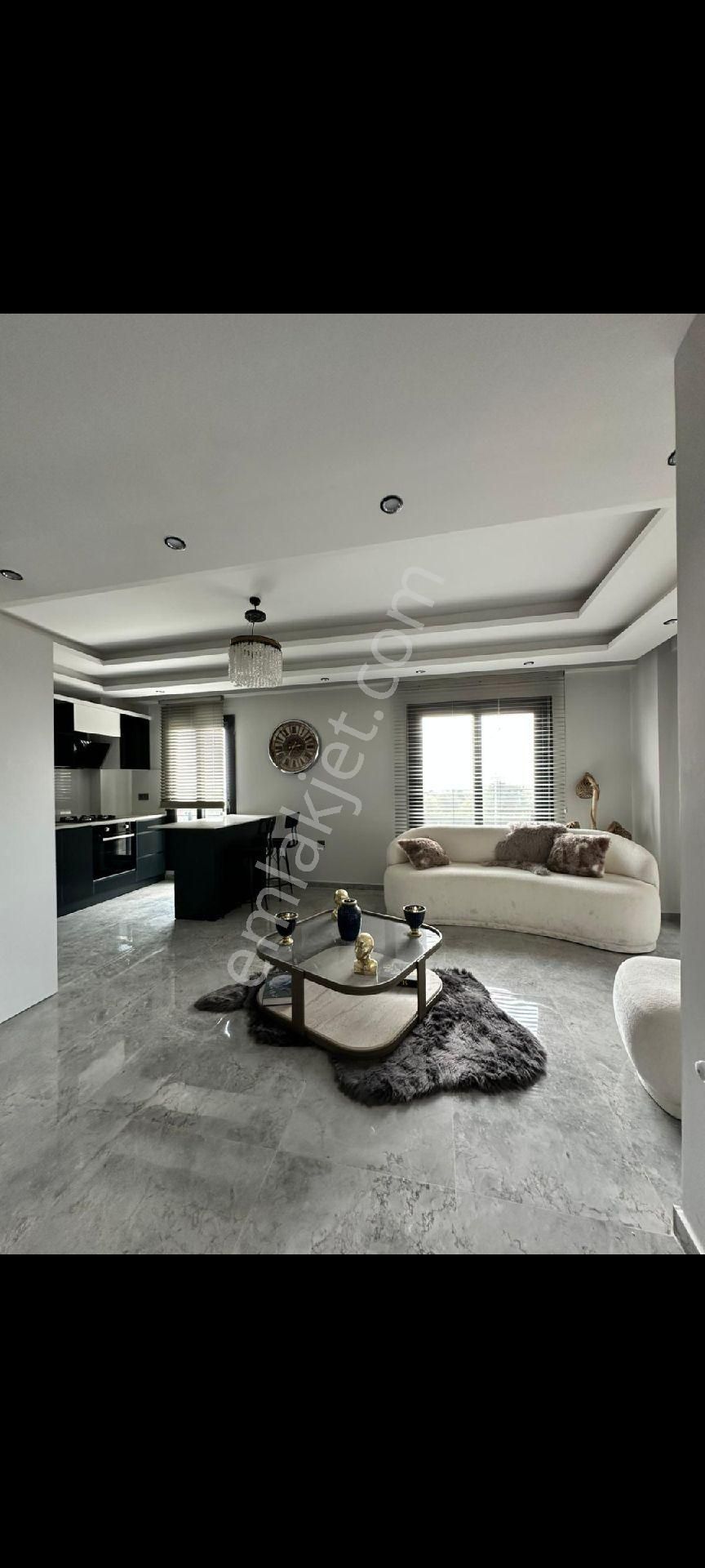 Çınarlıda Bulvar Üzeri Kiralık Ultra Lüks 2+1 Daire - Görsel 4