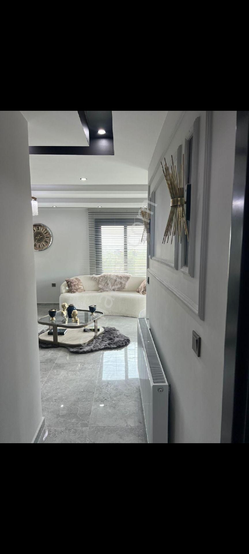 Çınarlıda Bulvar Üzeri Kiralık Ultra Lüks 2+1 Daire - Görsel 20