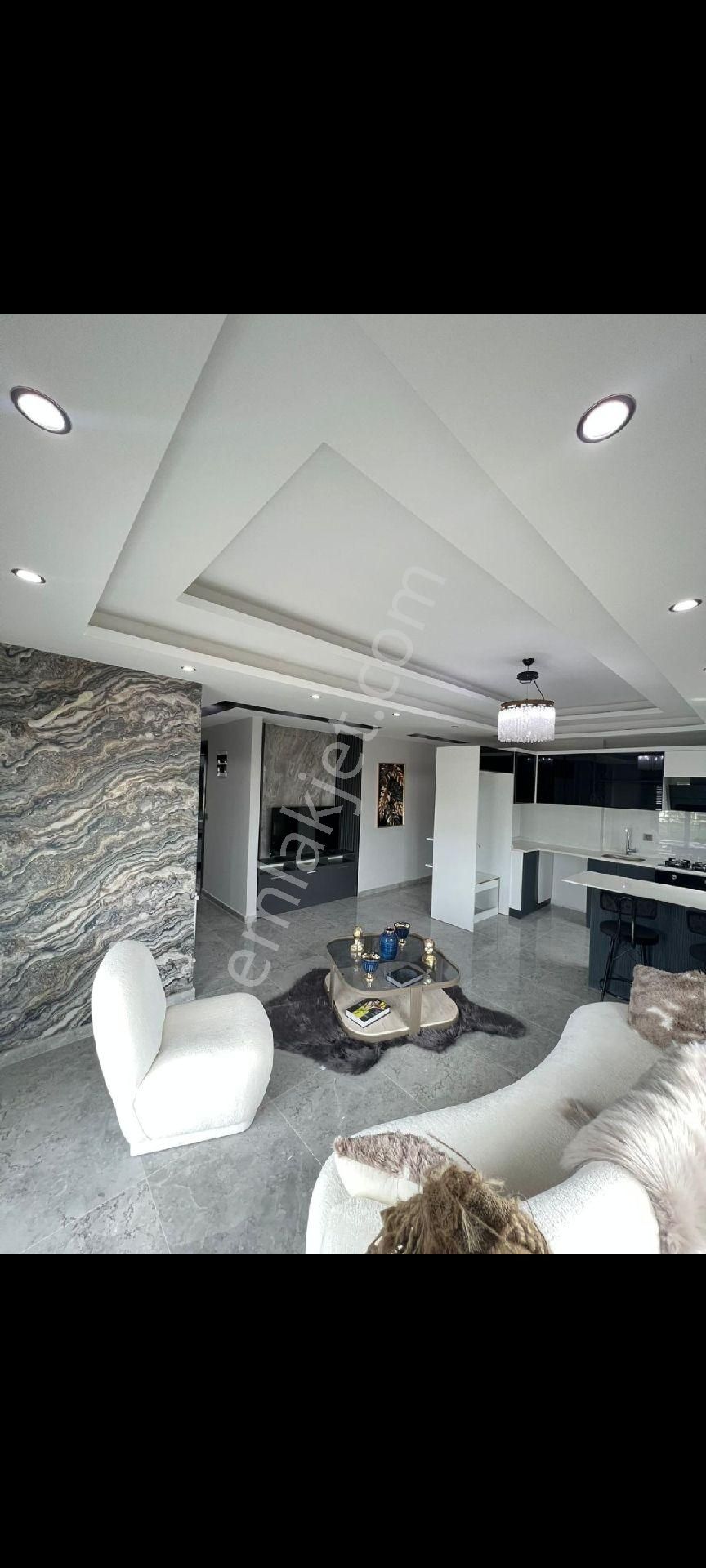 Çınarlıda Bulvar Üzeri Kiralık Ultra Lüks 2+1 Daire - Görsel 14