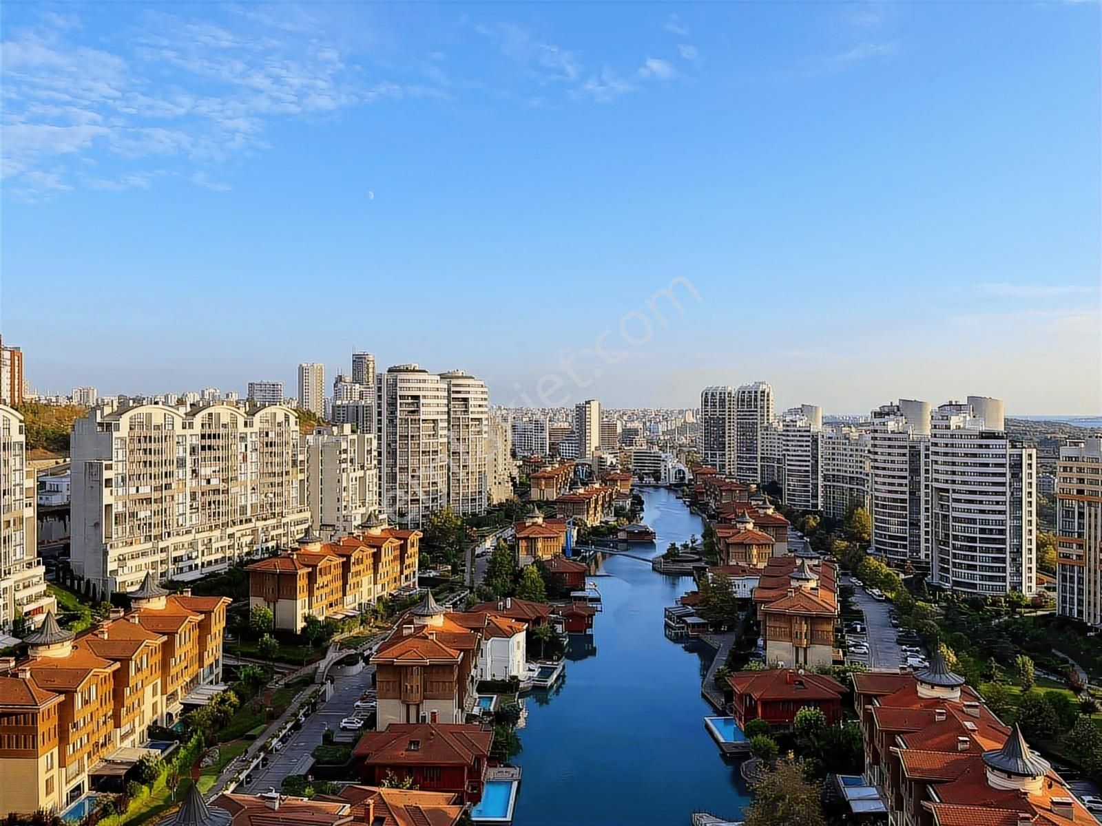 Capitel'den Özel Havuzlu 2+1 Penthouse Kiralık Daire