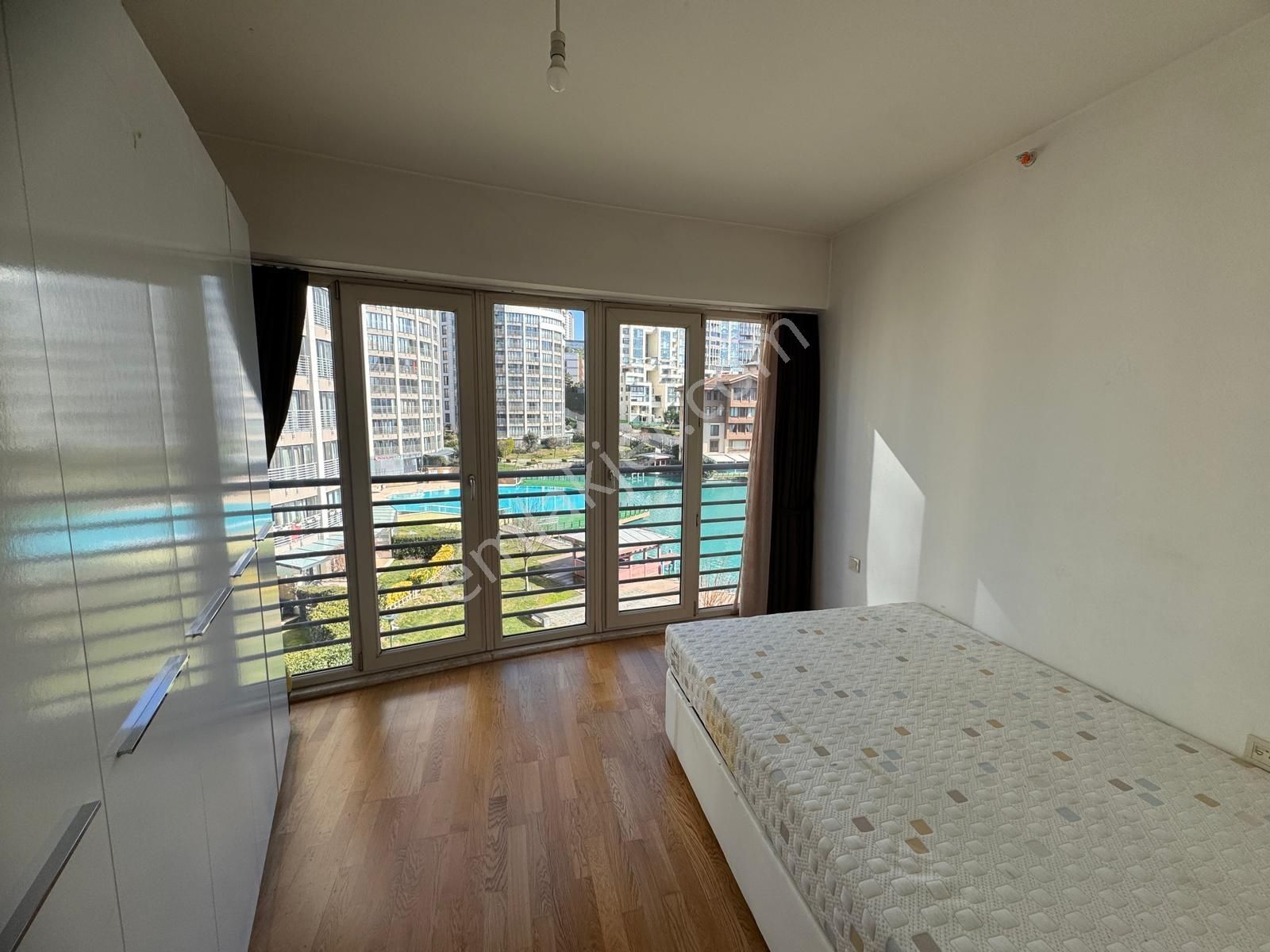 Capital' Den Bosphorus City'de 1+1 Eşyalı Kiralık Daire - Görsel 5