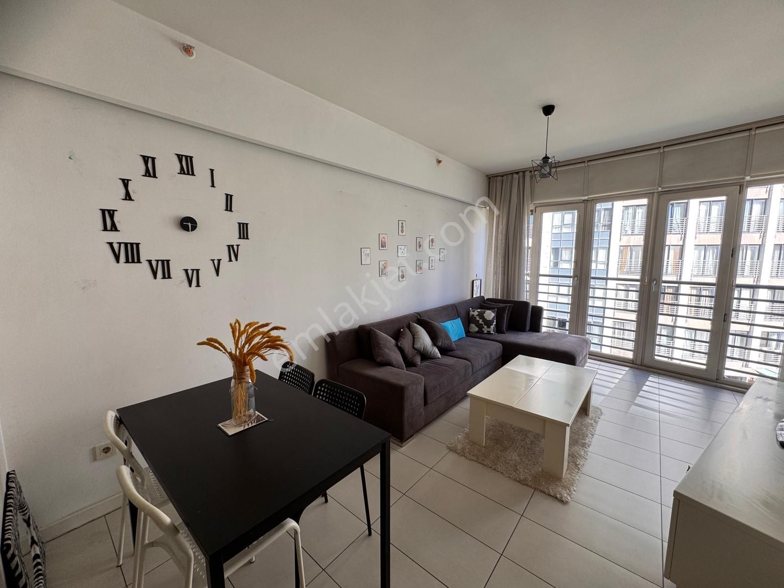 Capital' Den Bosphorus City'de 1+1 Eşyalı Kiralık Daire - Görsel 6