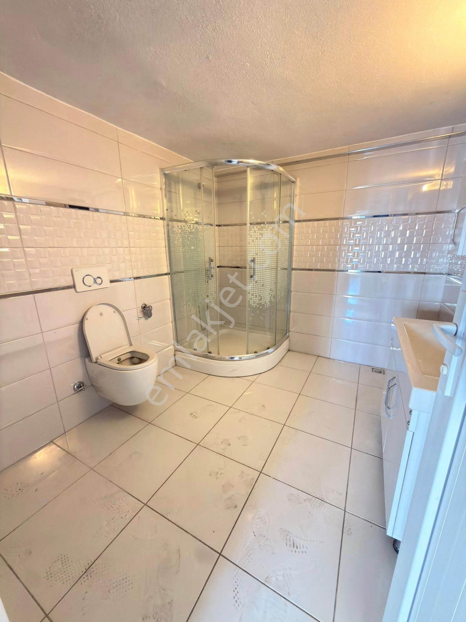 Satılık Geniş Aile Dairesi — Fırsat!!! Konum: Nazilli / Zafer Mahallesi