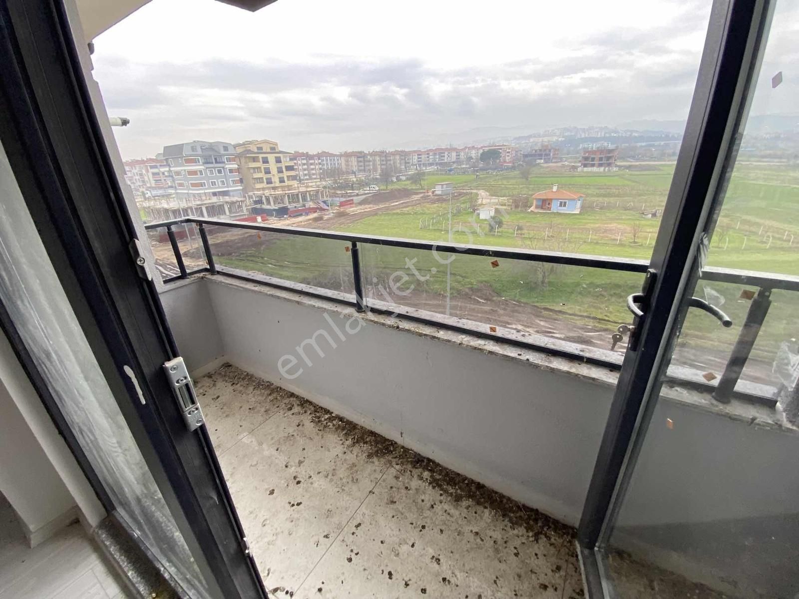 Paşaalanı Mah. Karesi Fen Lisesi Yanı Kiralık 1+1 Eşyasız Daire - Görsel 8