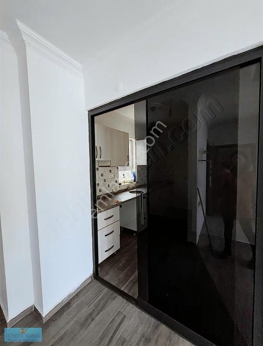 Fethiye Çarşı İçerisinde 3+1 Daire Veya İşyeri Kiralık - Görsel 2