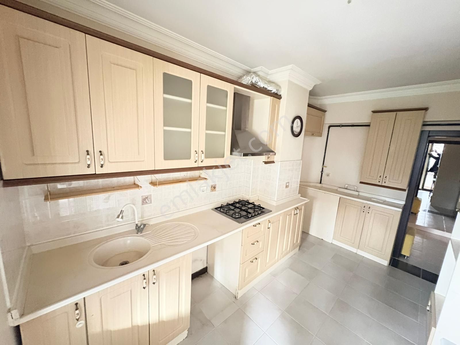 Göral Emlak Dan Dikmen Caddesinde Hatça Ana Sitesinde 3+1 Arakat Yapılı - Görsel 30