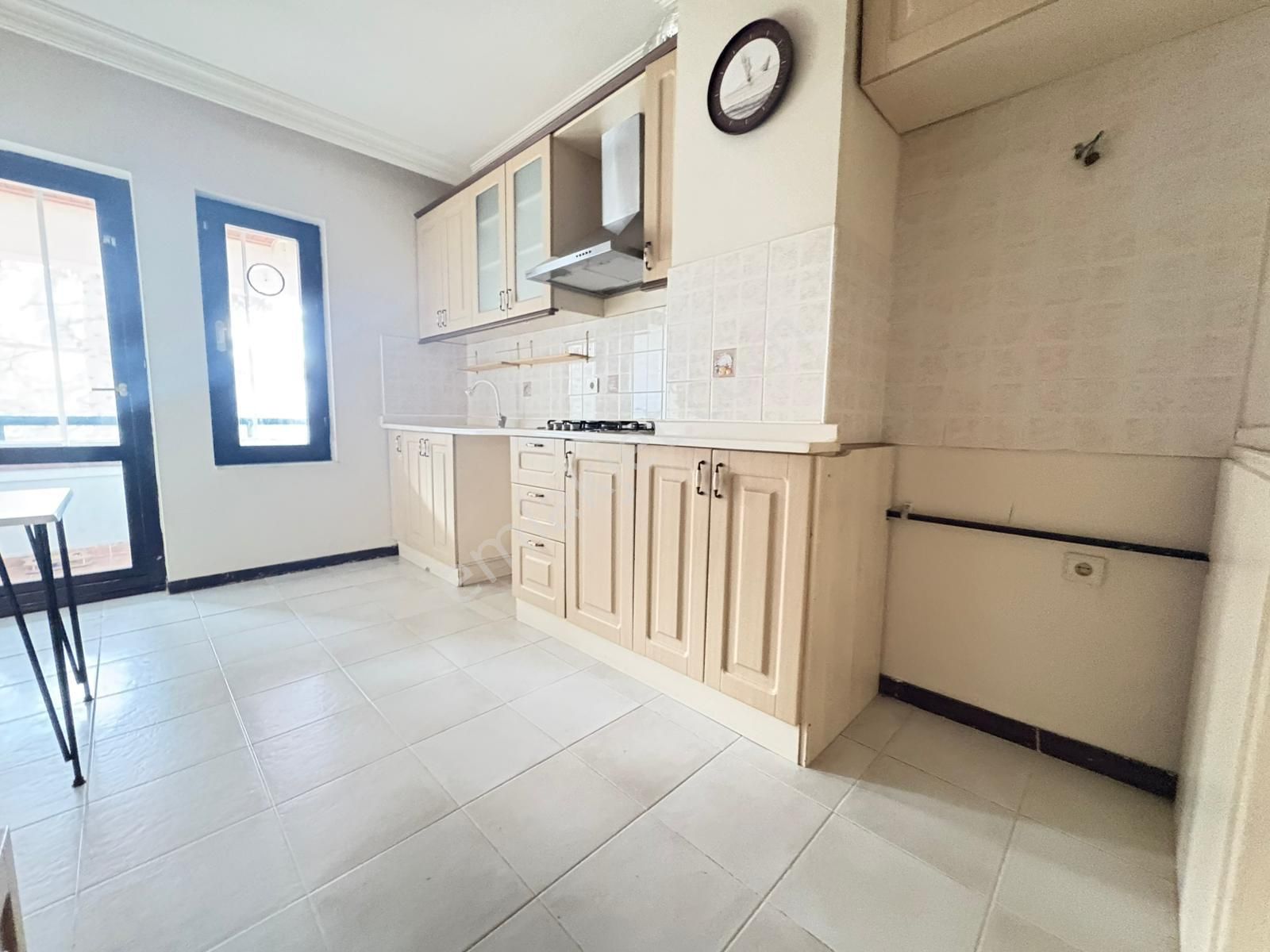 Göral Emlak Dan Dikmen Caddesinde Hatça Ana Sitesinde 3+1 Arakat Yapılı - Görsel 32