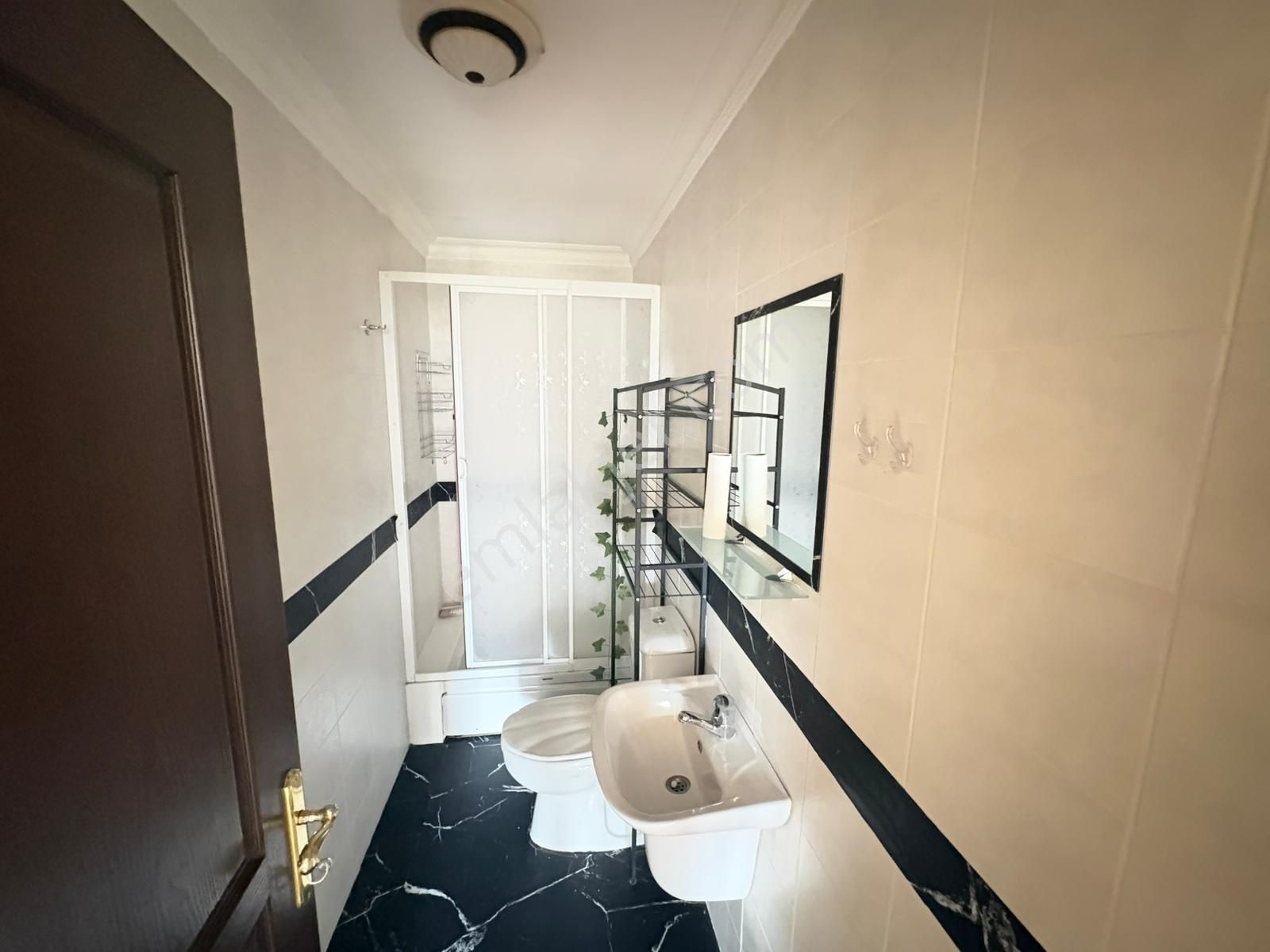 Göral Emlak Dan Dikmen Caddesinde Hatça Ana Sitesinde 3+1 Arakat Yapılı - Görsel 10