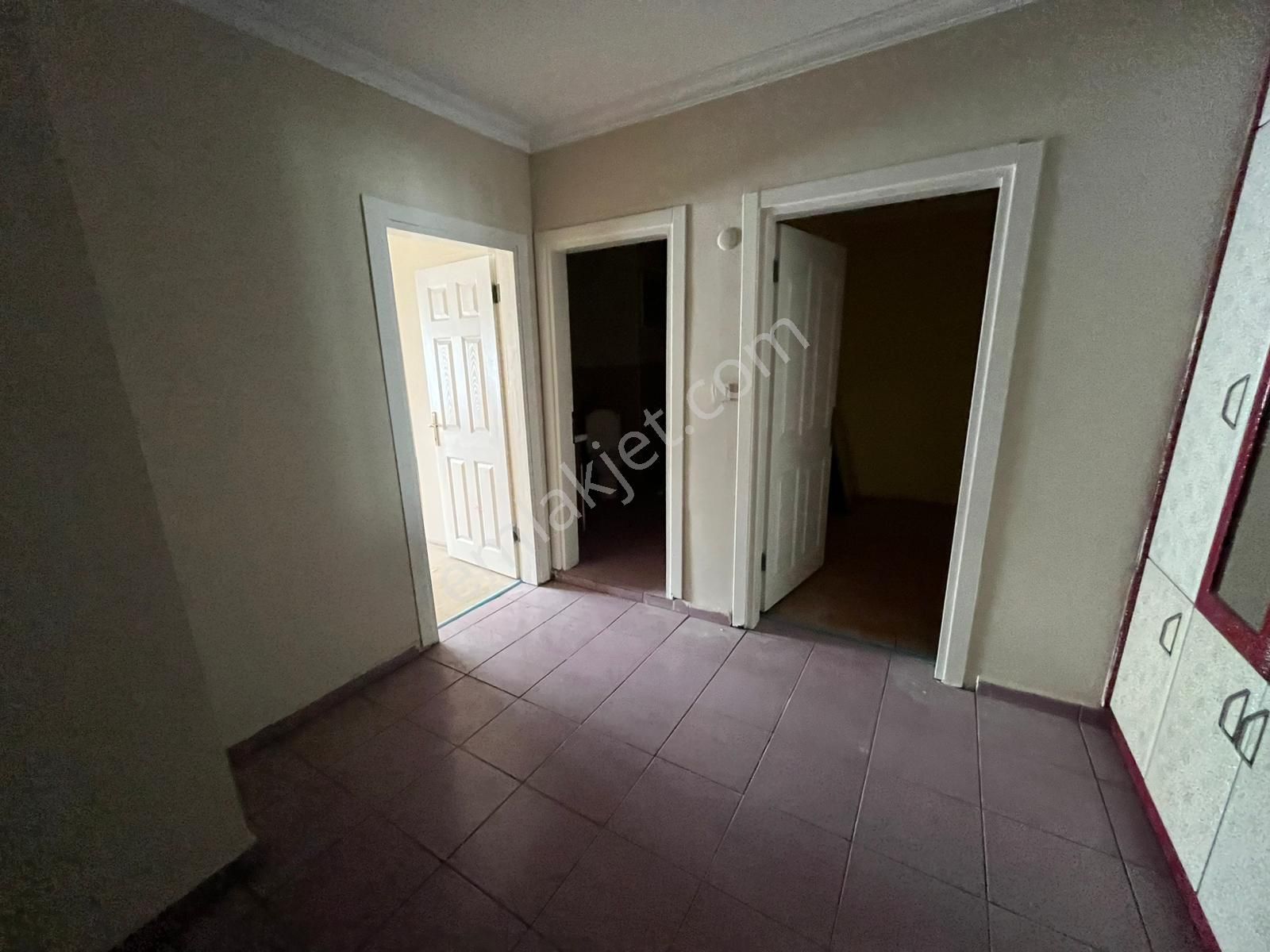 Remax'tan Sultaniye Mahallesinde Satılık 4+1 Dublex Daire - Görsel 13