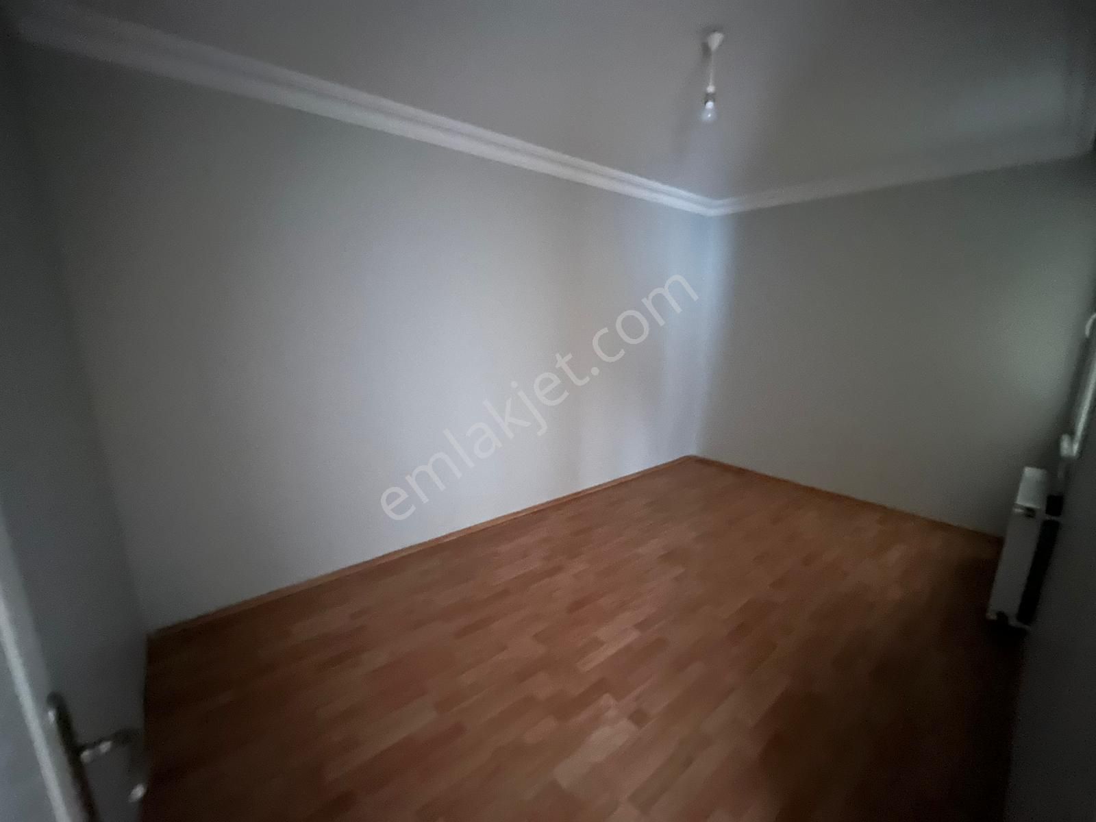 Remax'tan Sultaniye Mahallesinde Satılık 4+1 Dublex Daire - Görsel 16