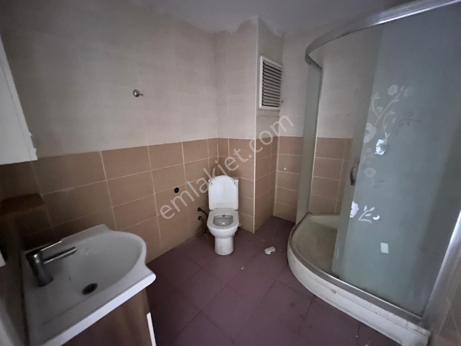 Remax'tan Sultaniye Mahallesinde Satılık 4+1 Dublex Daire - Görsel 19