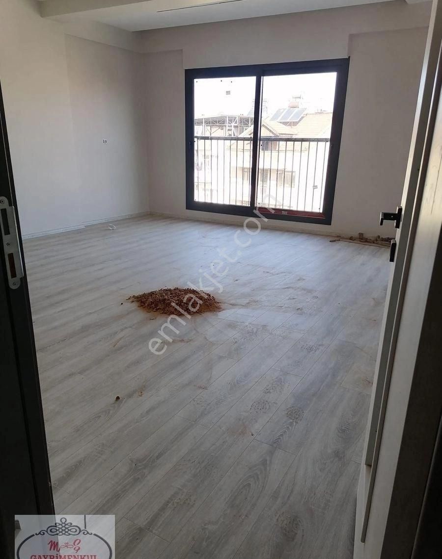 Salihli Cumhuriyet Mahallesinde 3+1 Lüxs Dairemiz Satılıktır.... - Görsel 12