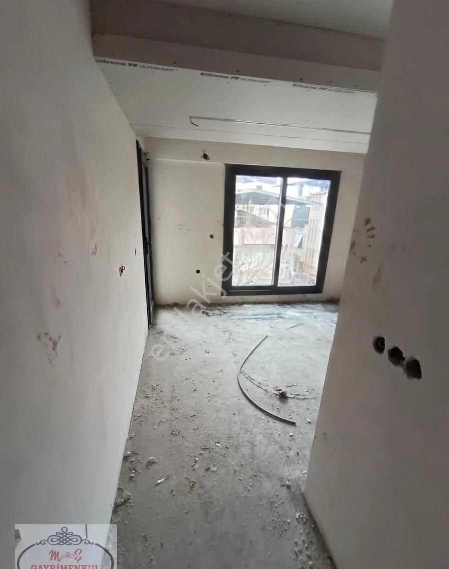 Salihlide M/ş Gayrumenkulden Gökçepınar Caddesinde 150 M2 Geniş 3+1 Dairemiz Satılıktır..... - Görsel 24