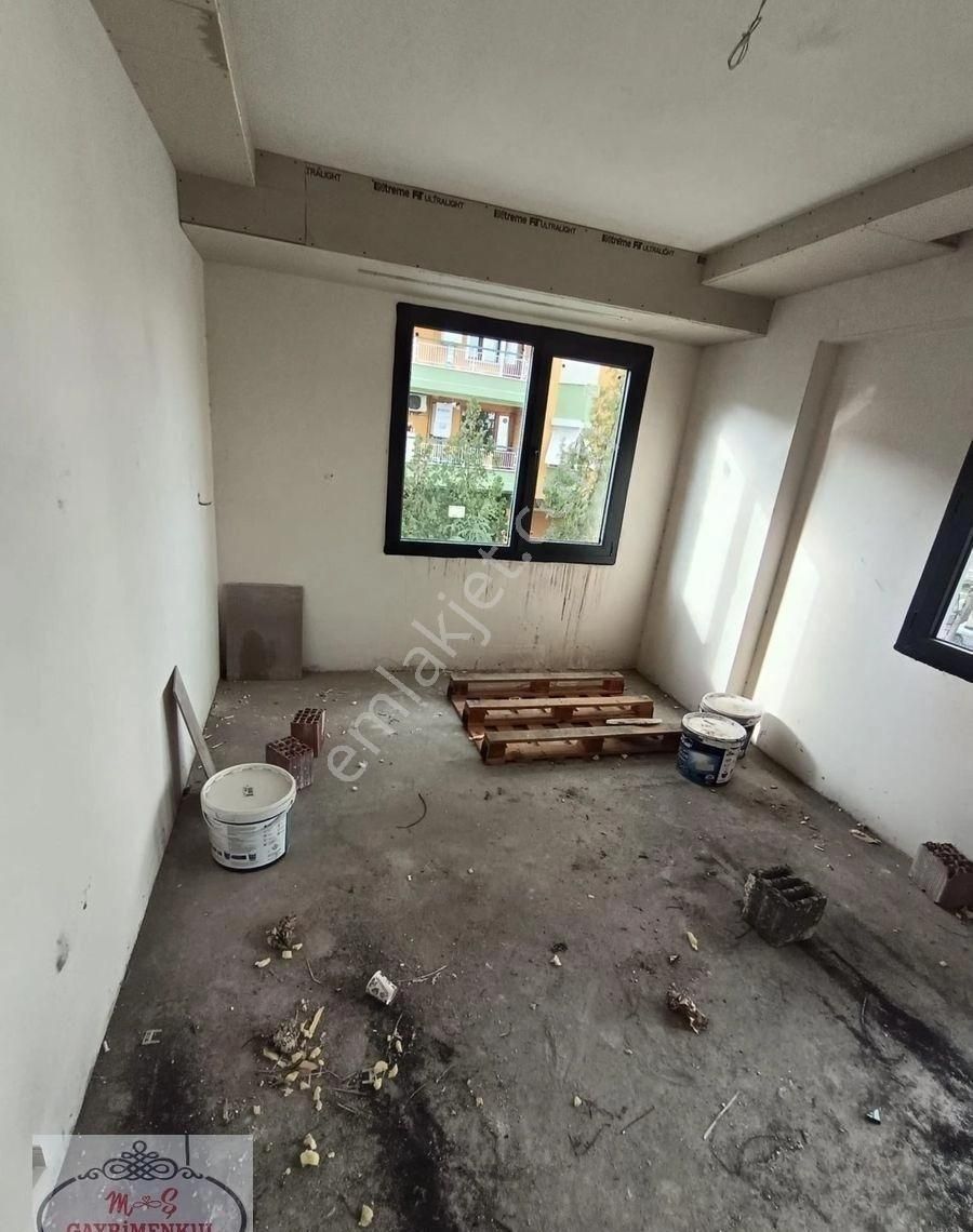 Salihlide M/ş Gayrumenkulden Gökçepınar Caddesinde 150 M2 Geniş 3+1 Dairemiz Satılıktır..... - Görsel 8