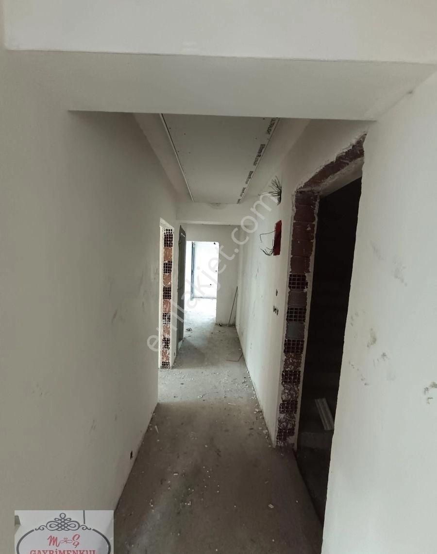 Salihlide M/ş Gayrumenkulden Gökçepınar Caddesinde 150 M2 Geniş 3+1 Dairemiz Satılıktır..... - Görsel 11