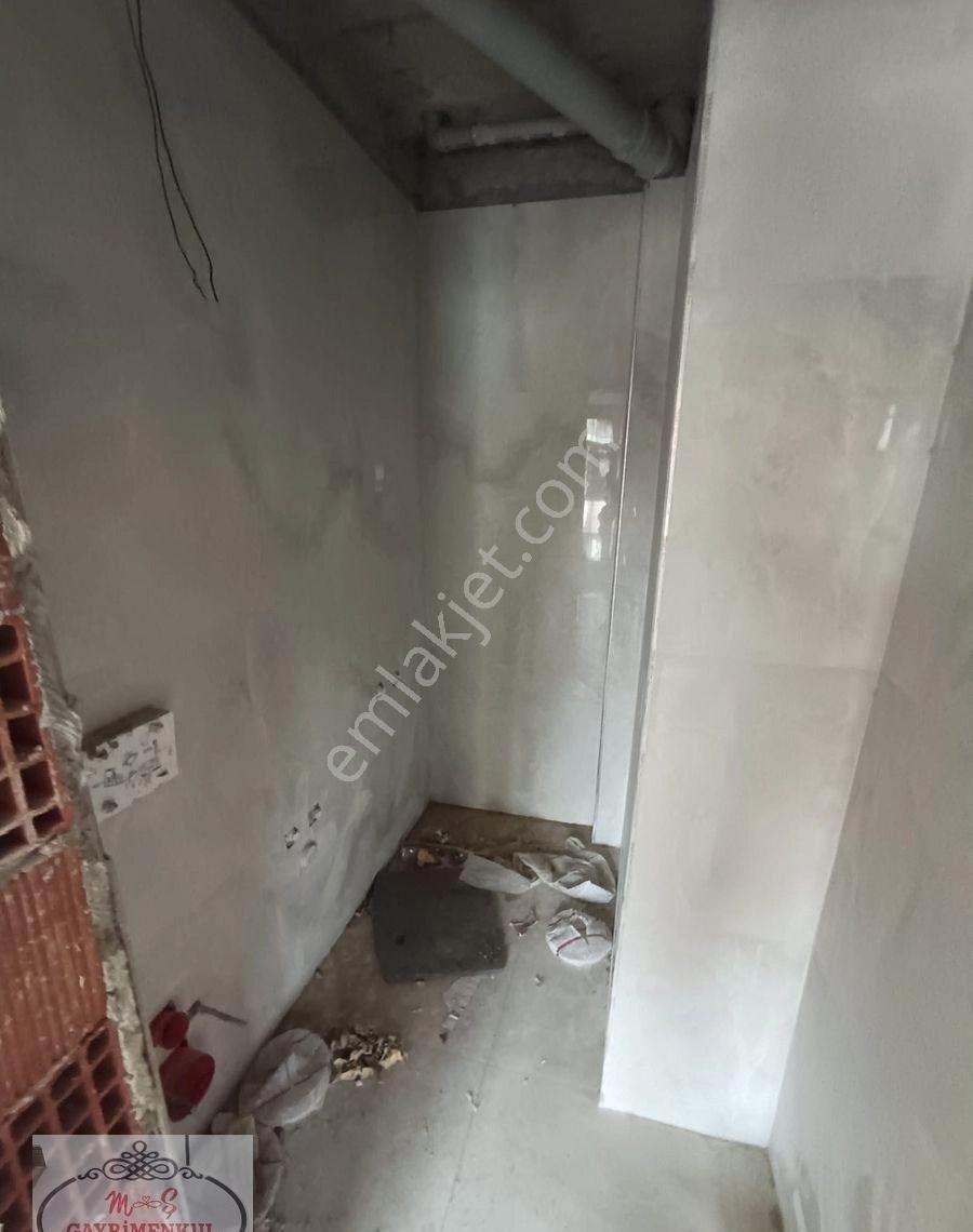 Salihlide M/ş Gayrumenkulden Gökçepınar Caddesinde 150 M2 Geniş 3+1 Dairemiz Satılıktır..... - Görsel 9