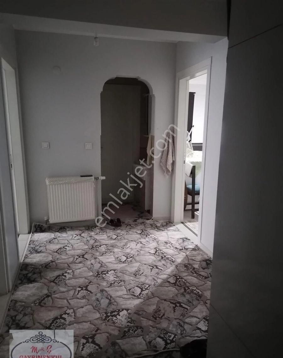 M/ş Gayrumenkulden Cumhuriyet Mahallesinde 2+1 Satılık Daire... - Görsel 12