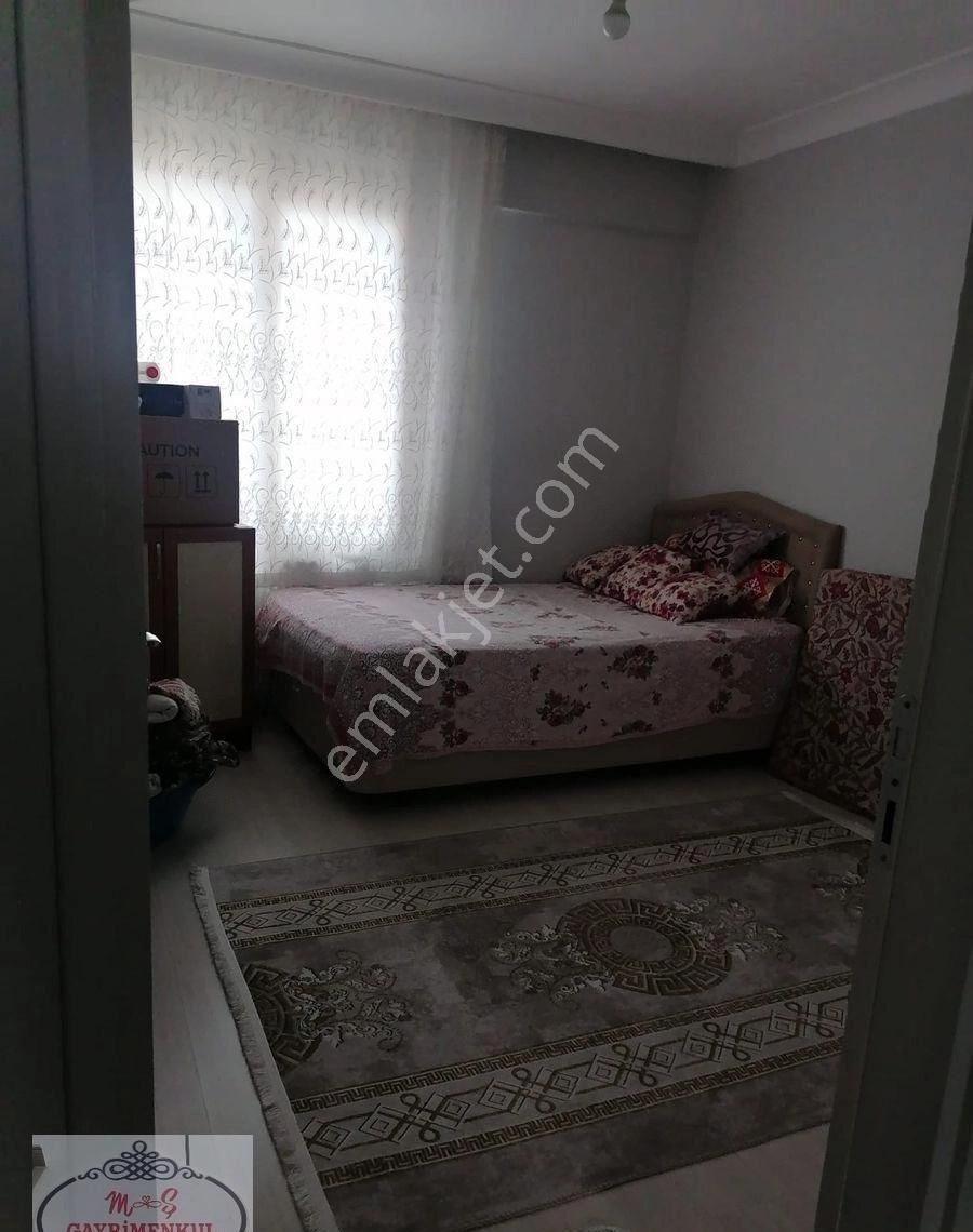 M/ş Gayrumenkulden Cumhuriyet Mahallesinde 2+1 Satılık Daire... - Görsel 3
