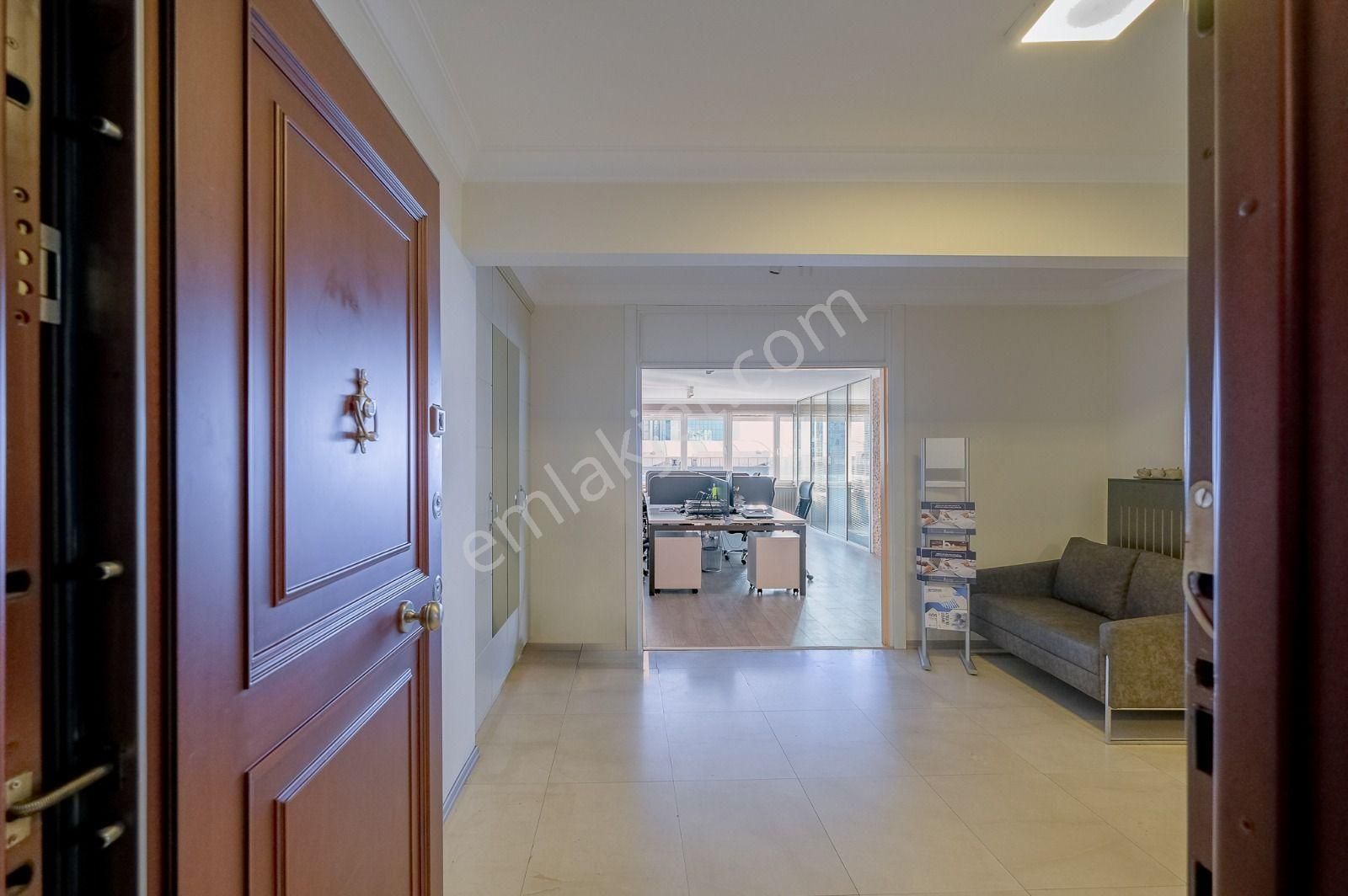 Etiler Akmerkez Karşısında Fırsat 3+1 160m2 Kiralık Otoparklı Prestijli Ofis - Görsel 23