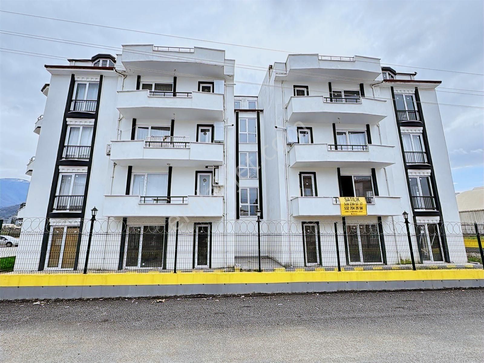 Kartepe Arslanbey Konaklarında Satılık Natamam 5+1 Bahçe Dubleks - Görsel 3