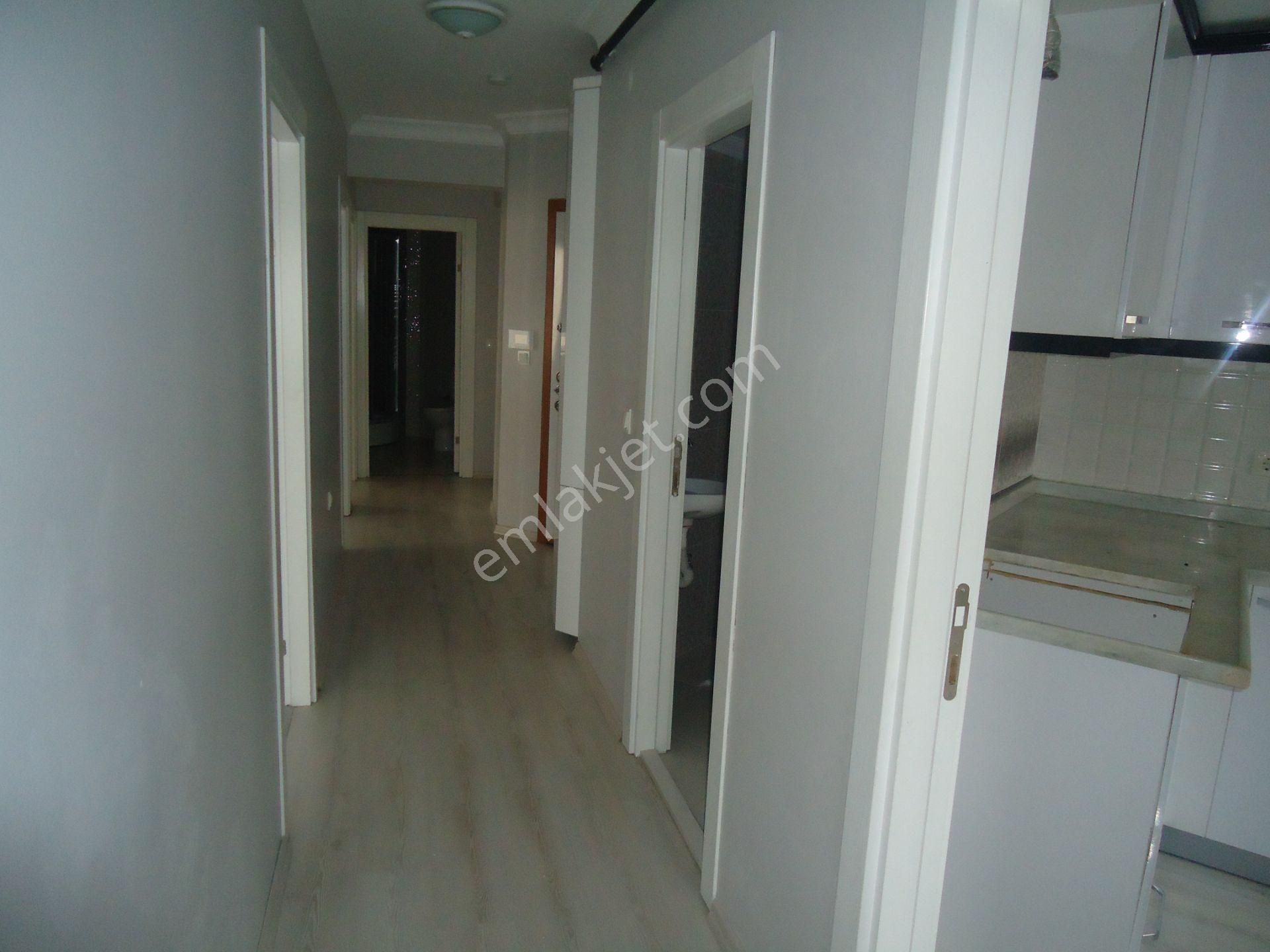 Krc'den Yerden Isıtmalı Manzaralı Full Yapılı Kiralık 3+1 Daire - Görsel 6