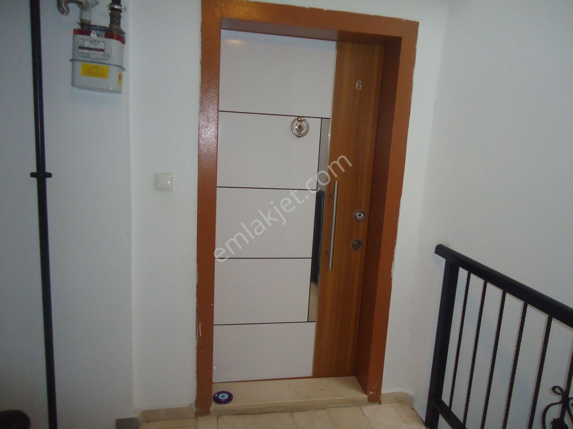 Krc'den Yerden Isıtmalı Manzaralı Full Yapılı Kiralık 3+1 Daire - Görsel 2