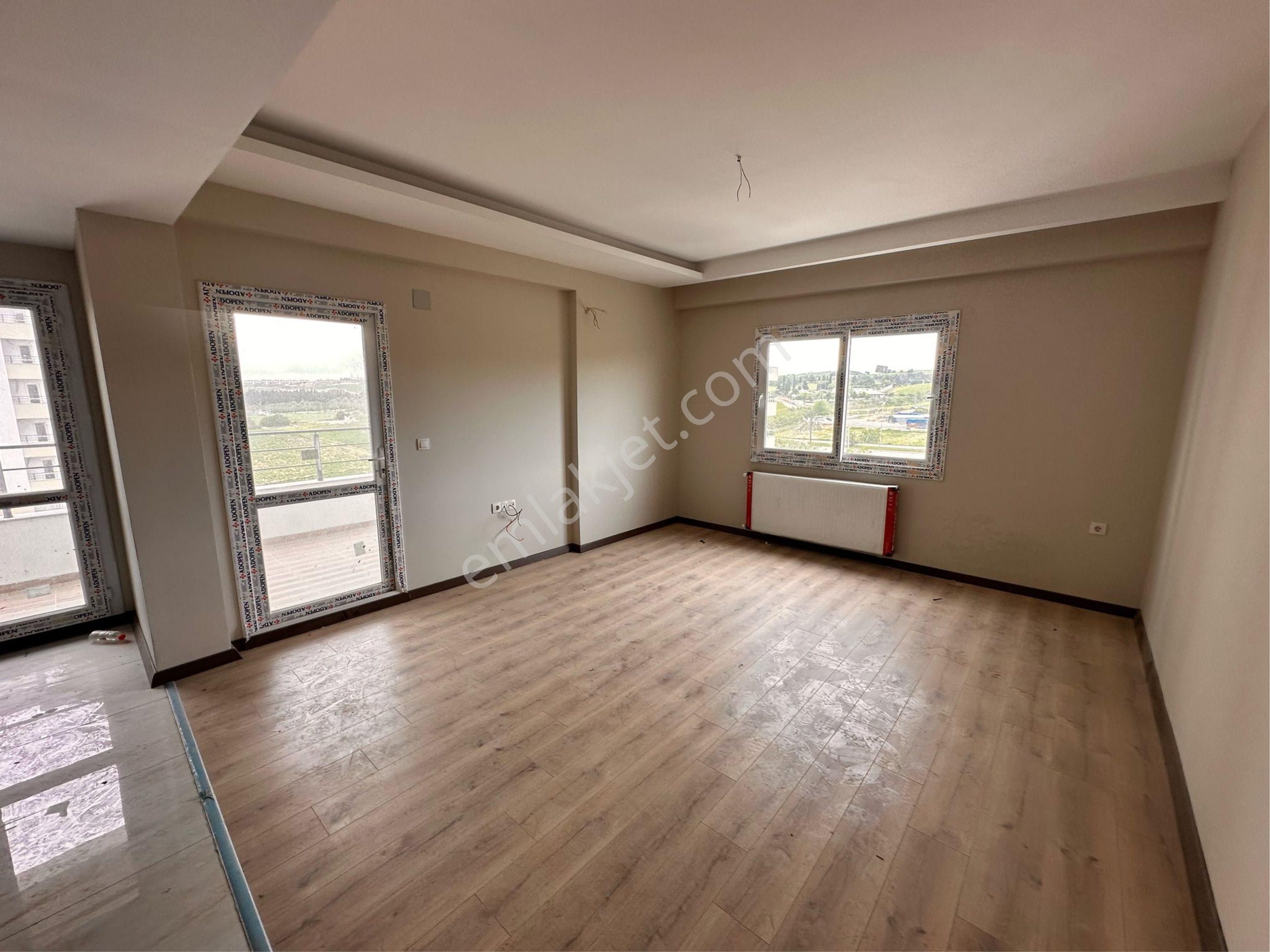 Kabasakal’da Fuar Alanı Yakını Havuzlu Sitede Lüks Sıfır 3+1 Kiralık! - Görsel 13