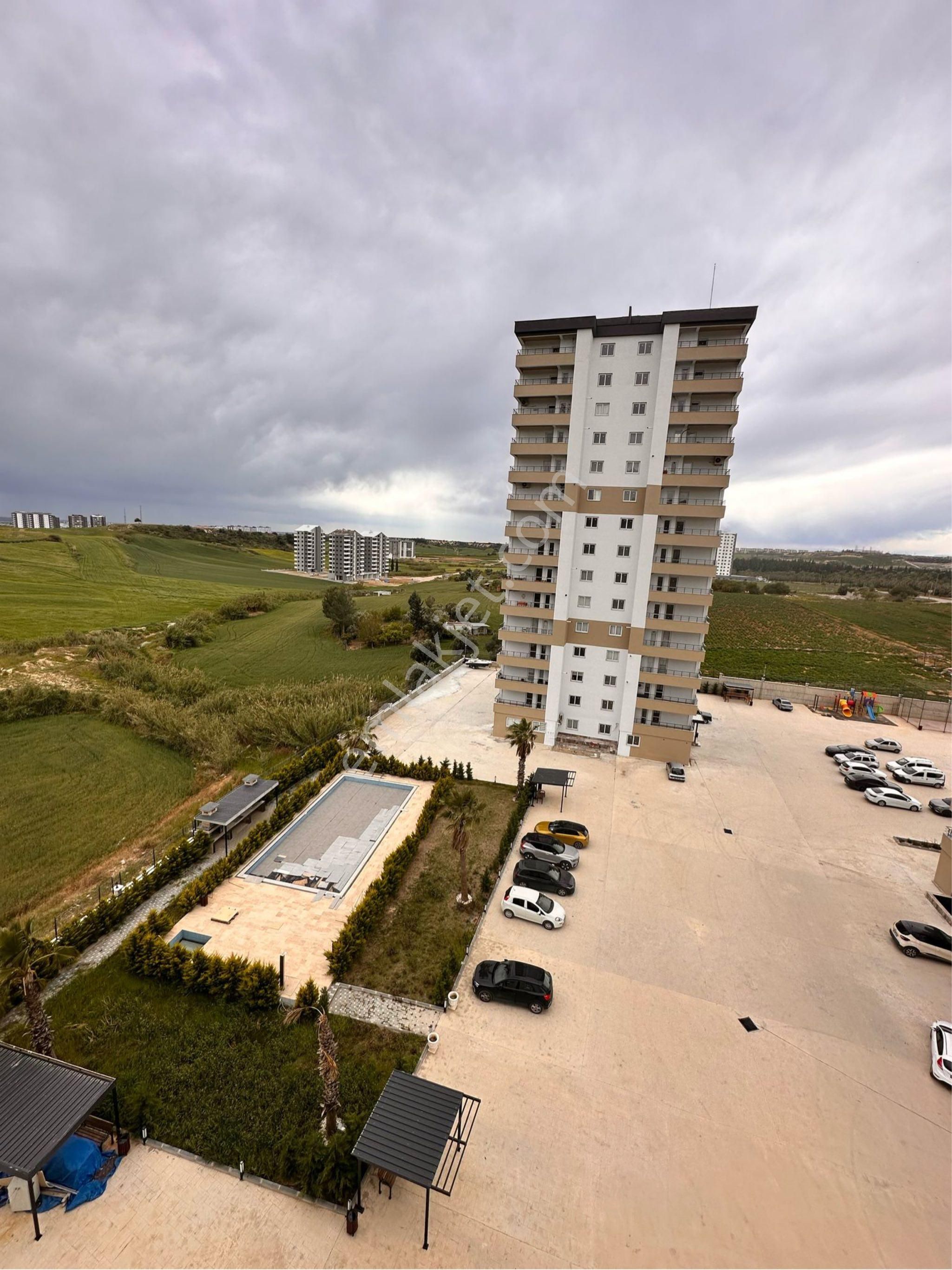 Kabasakal’da Fuar Alanı Yakını Havuzlu Sitede Lüks Sıfır 3+1 Kiralık! - Görsel 26