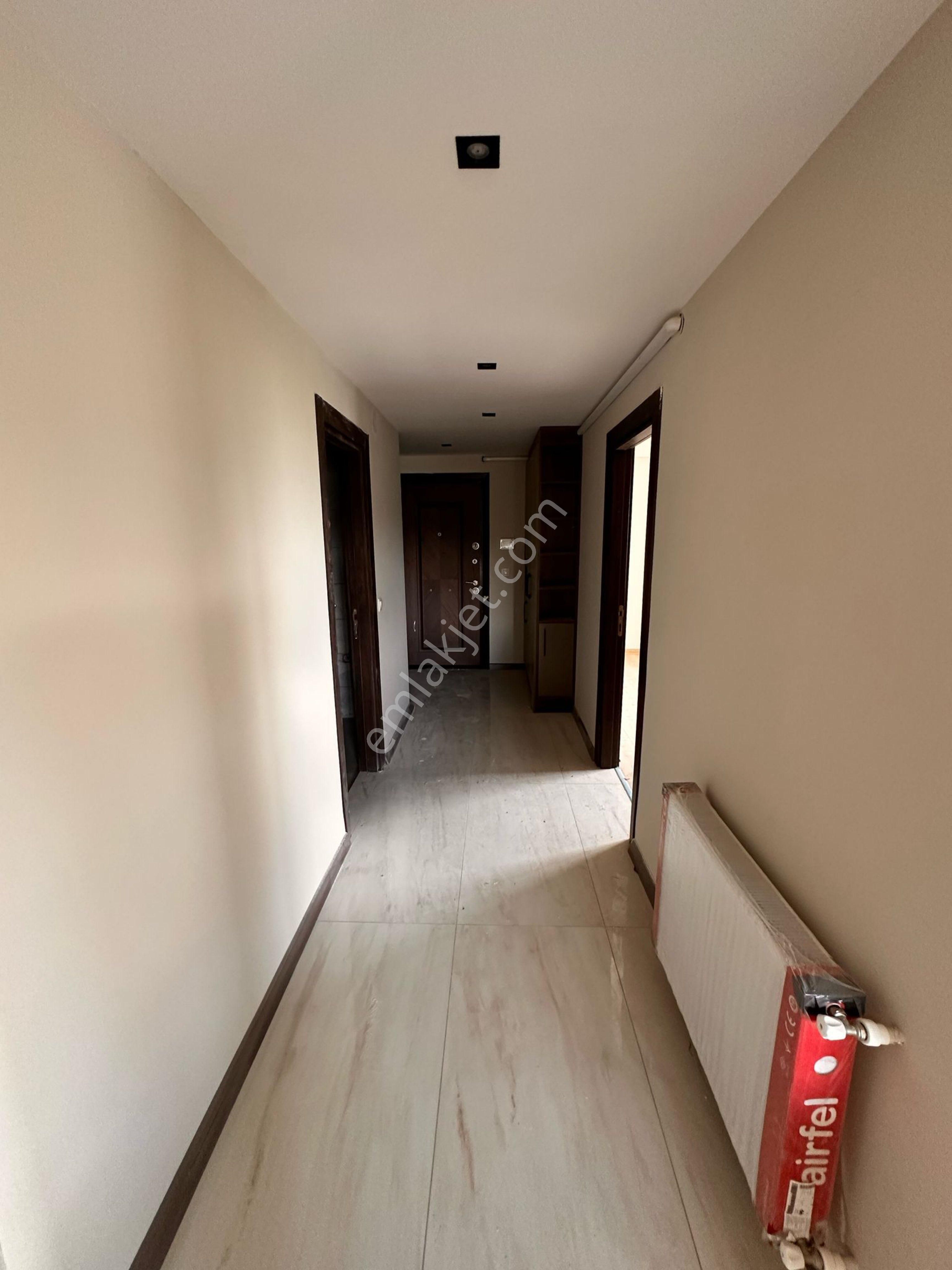 Kabasakal’da Fuar Alanı Yakını Havuzlu Sitede Lüks Sıfır 3+1 Kiralık! - Görsel 12